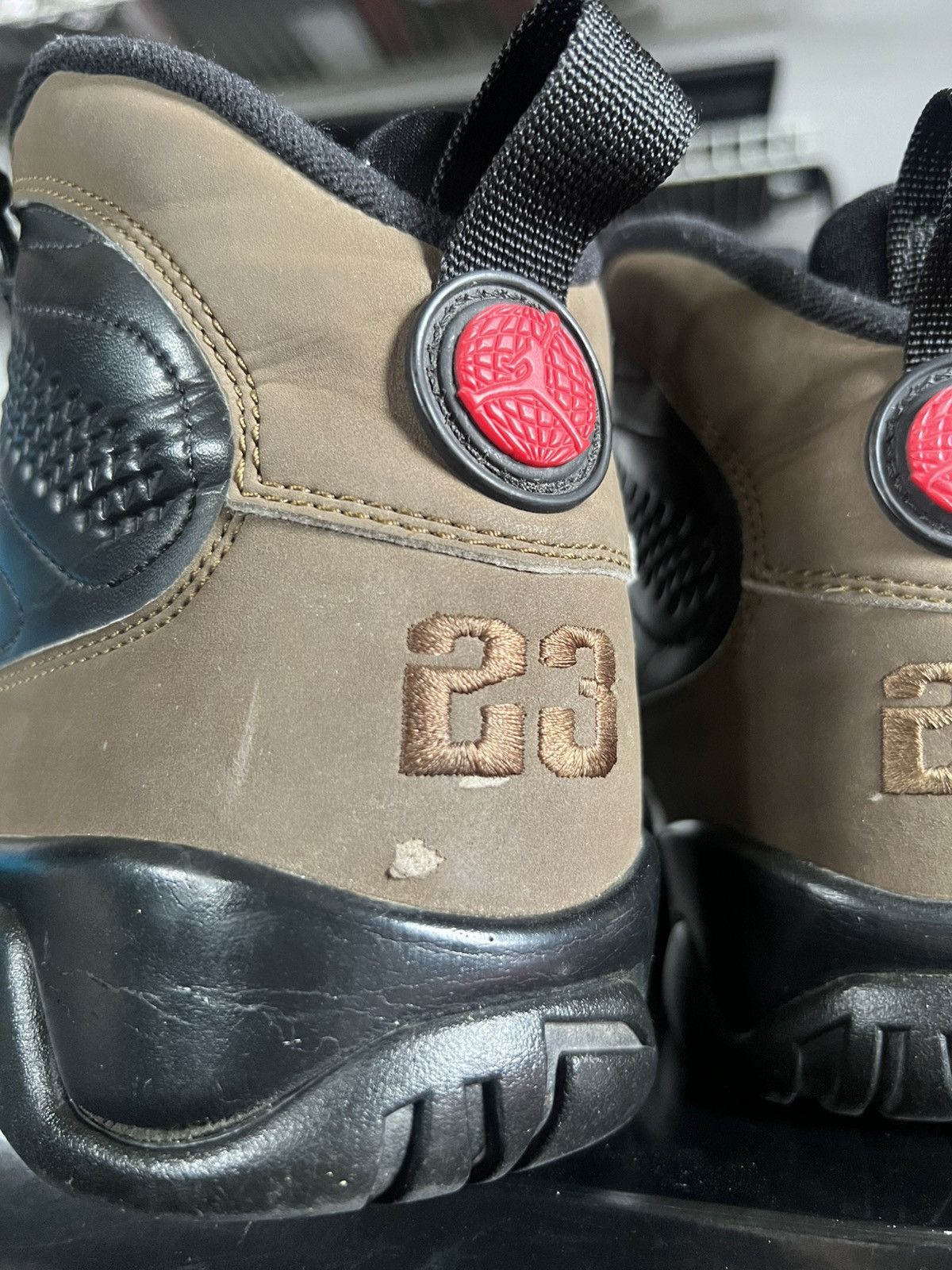 Jordan Brand × Nike Air Jordan 9 “Olive” 2012 Retro Size US 7.5 / EU 40-41 - 13 Thumbnail
