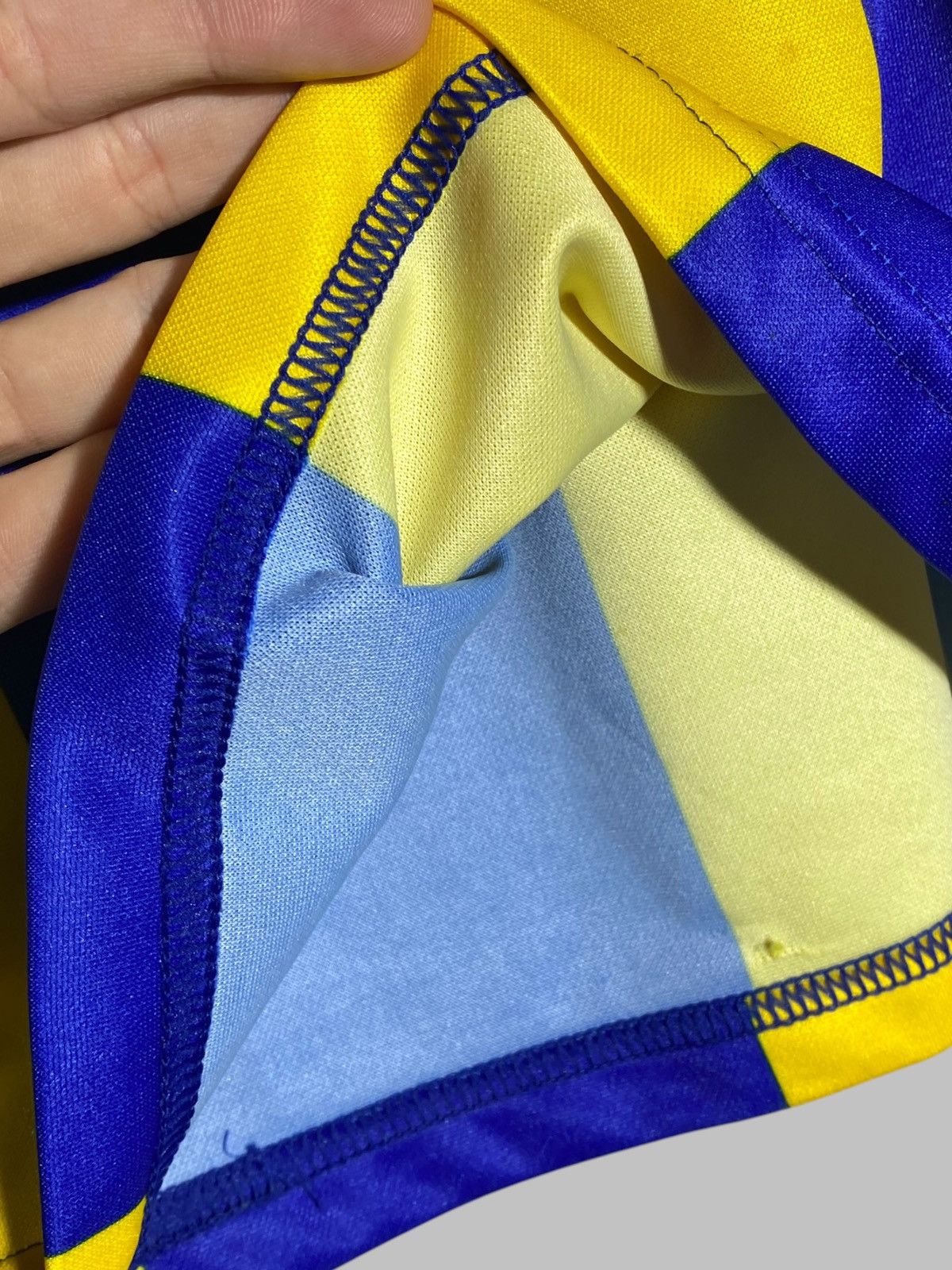 Asics × Vintage Vintage Leeds United 1994/95 Away Football Shirt Size US L / EU 52-54 / 3 - 14 Thumbnail