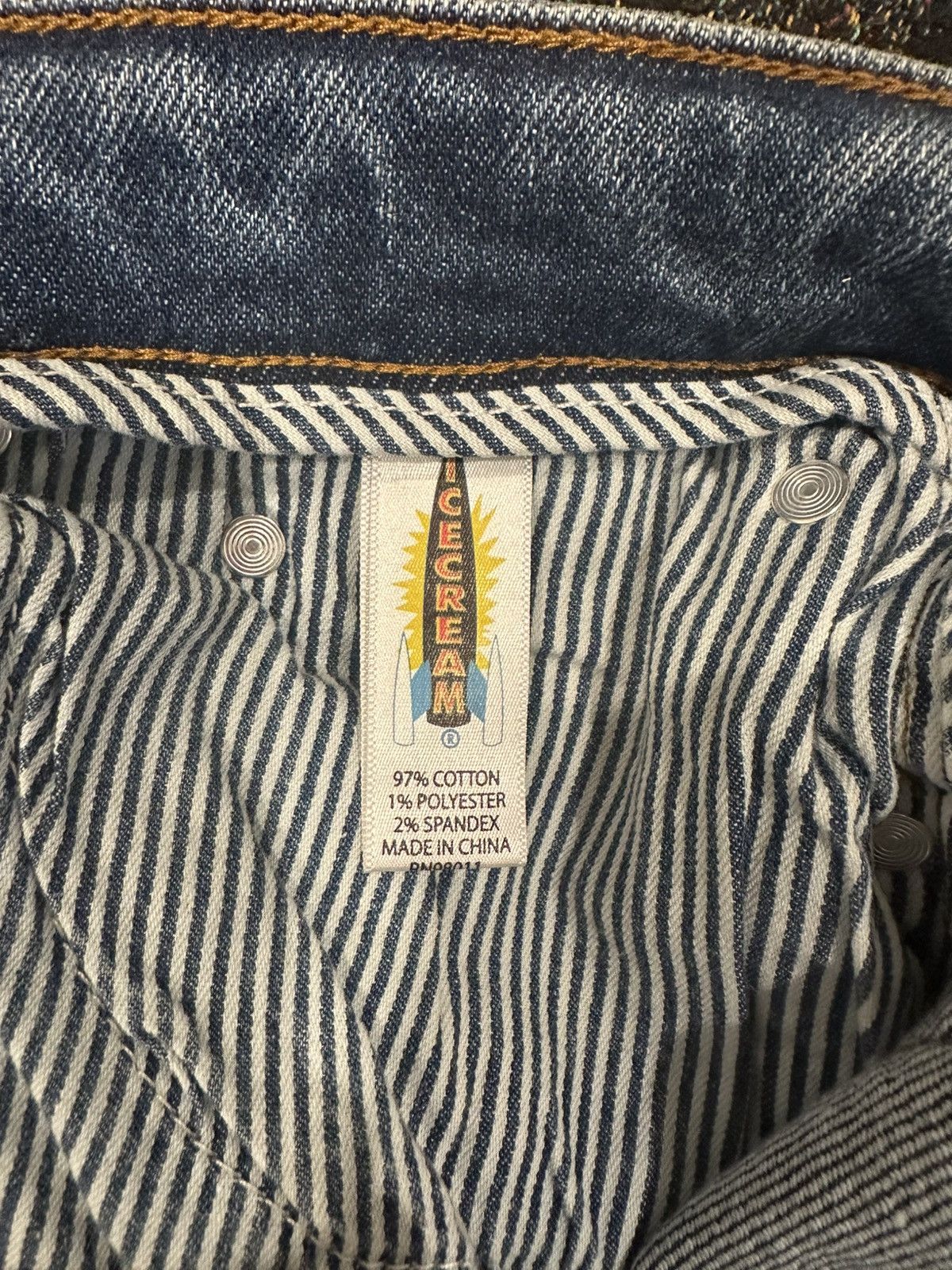 Icecream ICECREAM THE SOUND OF MUSIC JEAN MED WASH BLUE DENIM JEAN Size US 34 / EU 50 - 9 Thumbnail