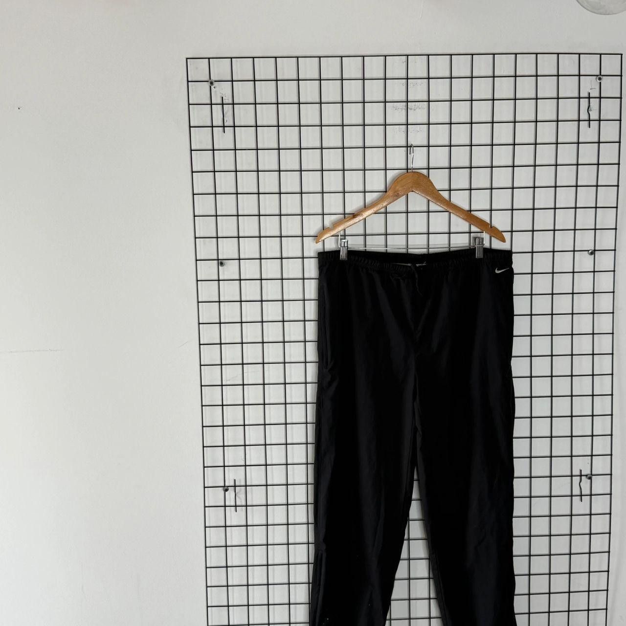 Nike Nike Trackpants Black Embroidred Swoosh Wide Leg Size 34" / US 12 / IT 48 - 4 Thumbnail