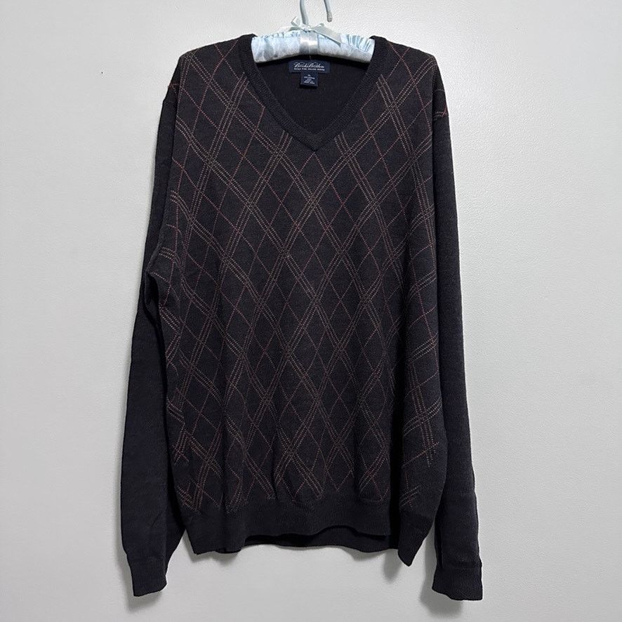 Brooks Brothers Brooks Brothers brown argyle vneck wool sweater Size US XL / EU 56 / 4 - 2 Thumbnail