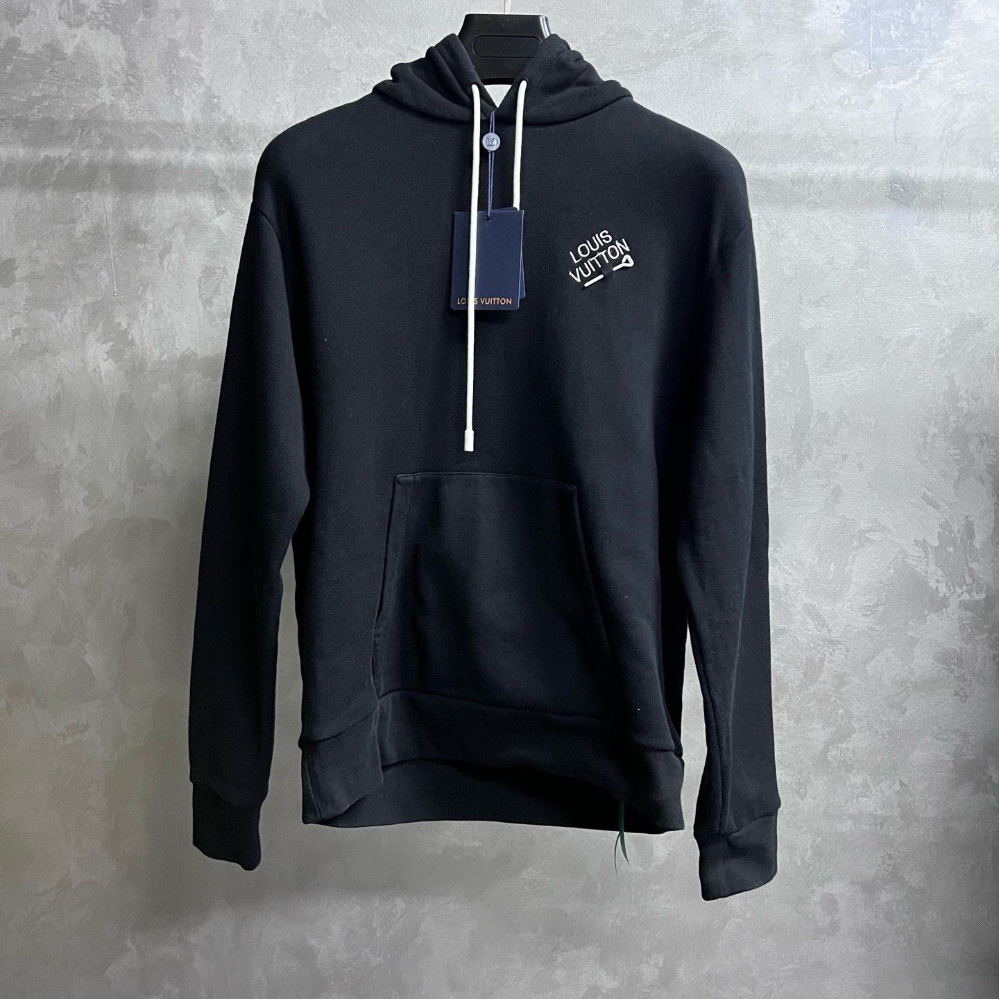 Louis Vuitton Louis Vuitton Retro Printed Black Hoodie s Men Size US S / EU 44-46 / 1 - 1 Thumbnail
