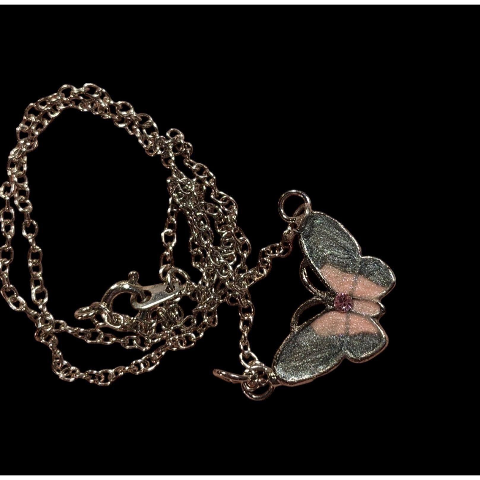 Other Fairycore Butterfly Pendant Necklace With Pink And Silver To Size ONE SIZE - 5 Thumbnail