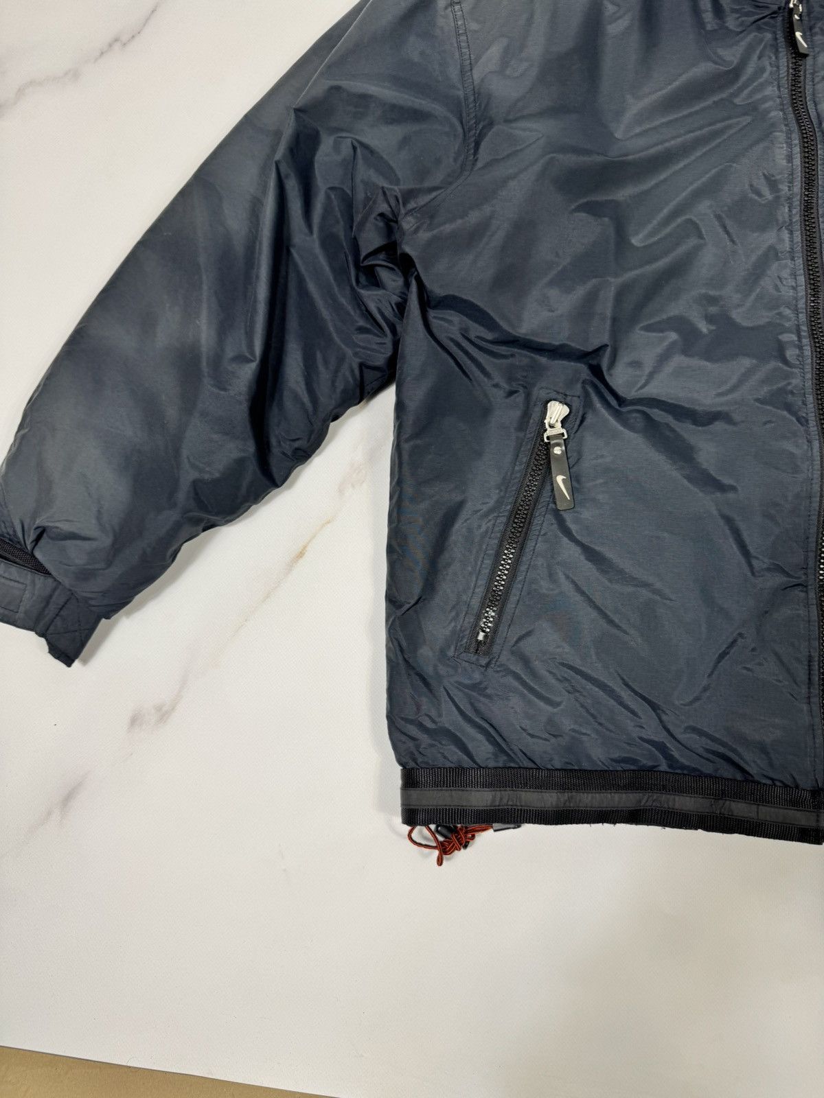 Nike ACG Vintage Nike ACG Distressed Down Jacket Size US L / EU 52-54 / 3 - 8 Thumbnail