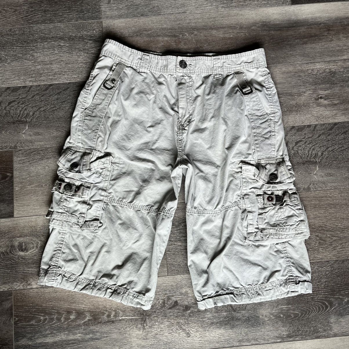 Vintage Vintage 2000s Rebel & Soul Cargo Pocket Skater Baggy Shorts Size US 34 / EU 50 - 1 Thumbnail