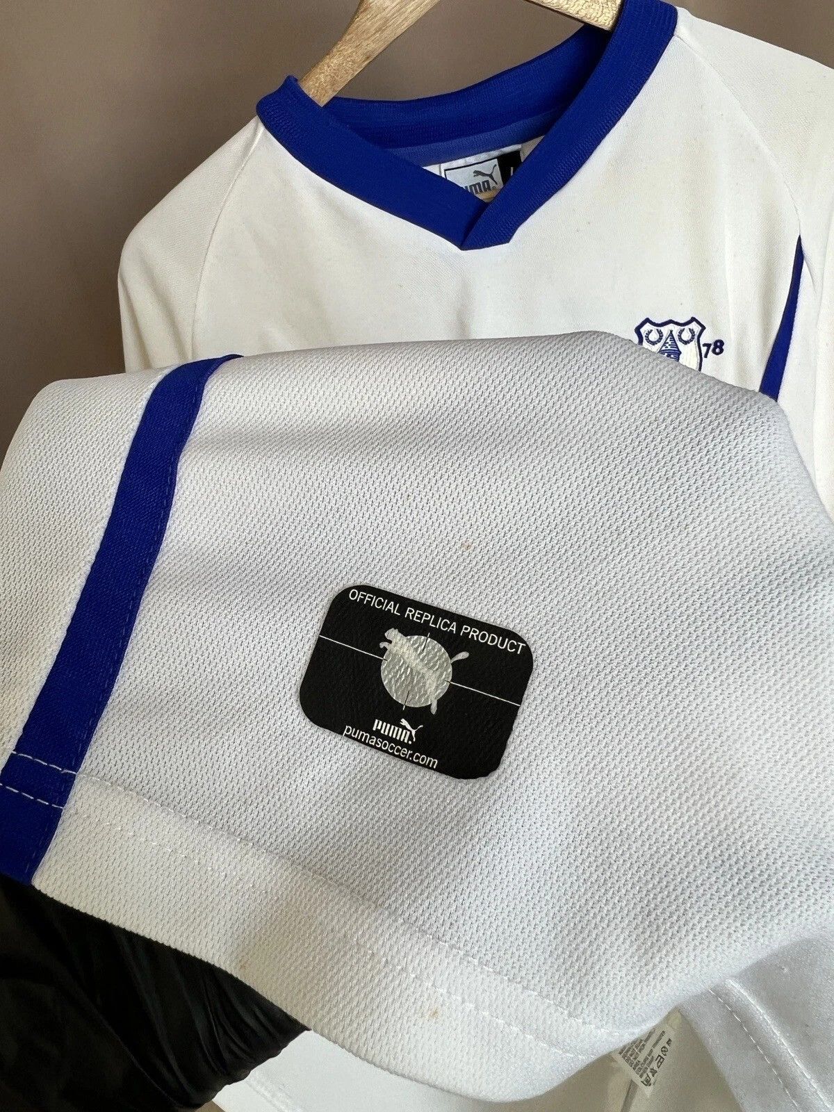 Puma FC Everton Vintage Football Shirt Rooney 2002/2003 Size L Size US L / EU 52-54 / 3 - 13 Thumbnail