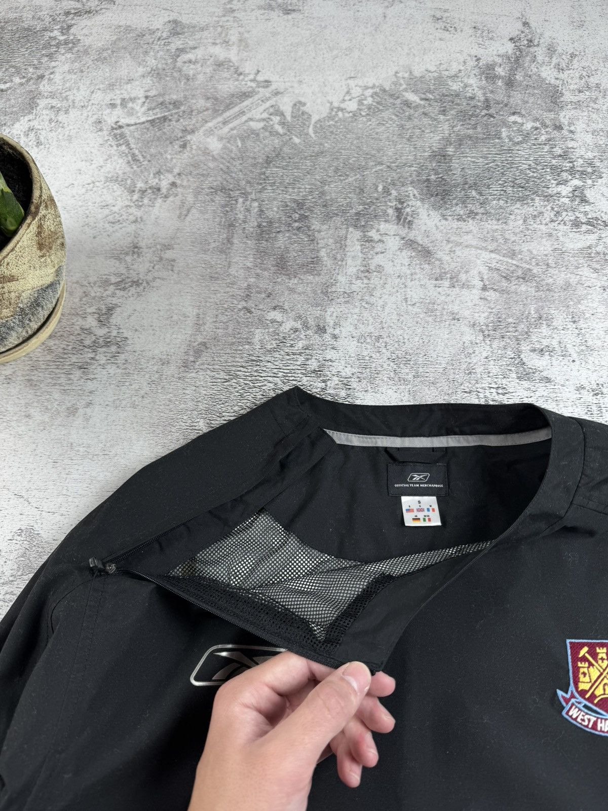 Reebok West Ham 2003 Reebok Nylon LongSleeve Soccer Football Jersey Sweatshirt Jacket Size US M / EU 48-50 / 2 - 9 Thumbnail
