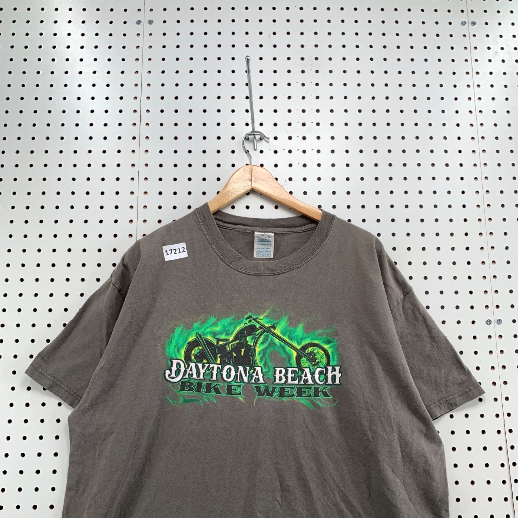 Gildan Daytona Bike Week Shirt Mens XL Gray Green Motorcycle Graphic 2006 Short Sleeve Size US XL / EU 56 / 4 - 5 Thumbnail