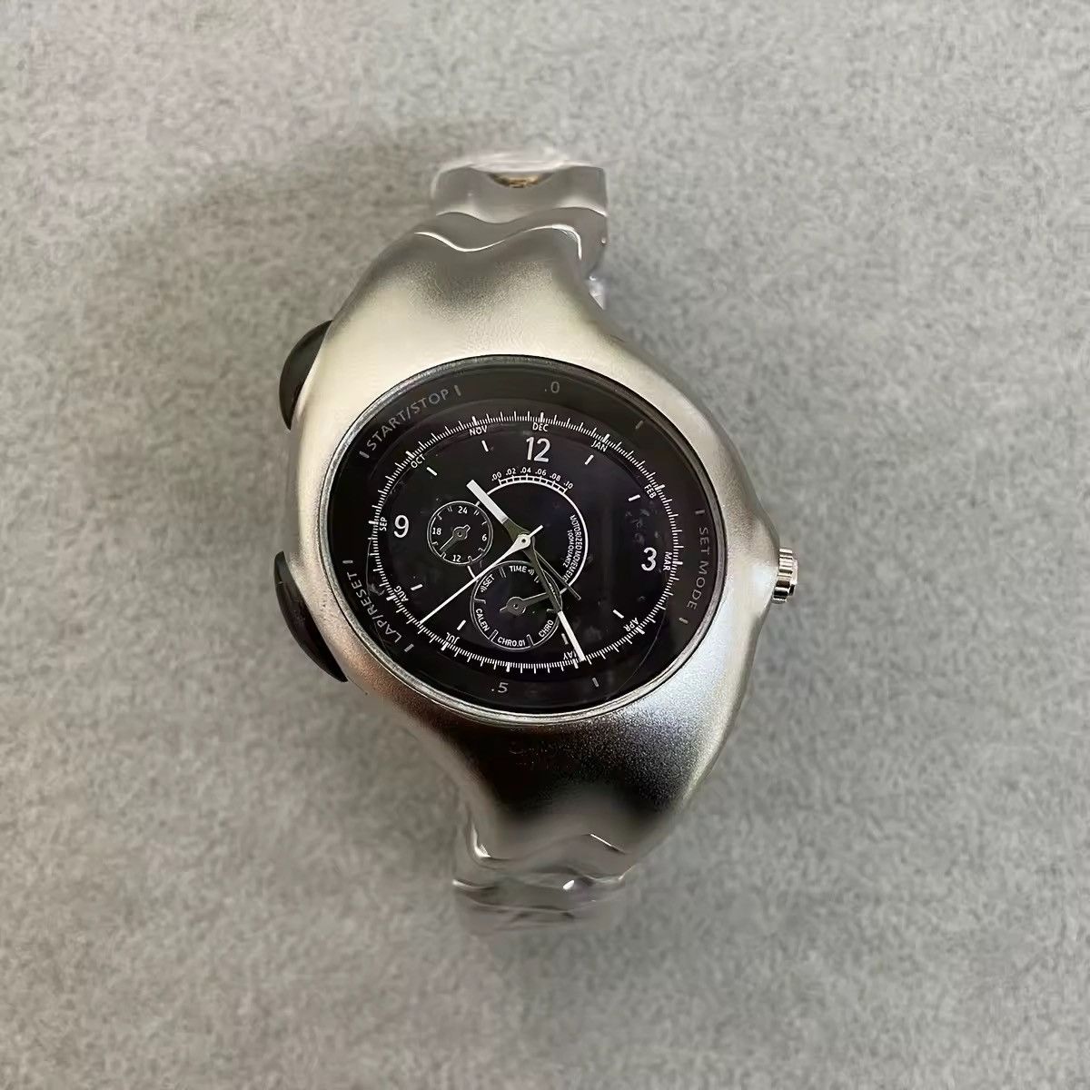Other Vintage Y2K Watch stainless steel retro style design Size ONE SIZE - 3 Thumbnail