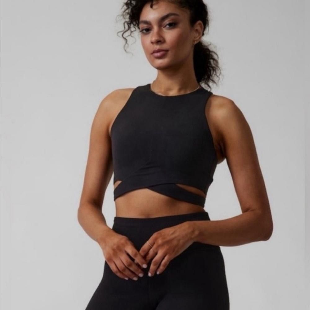 Designer NWT Athleta Conscious Cut Out Crop A-C Sports Bra XS Black Size ONE SIZE - 1 Thumbnail