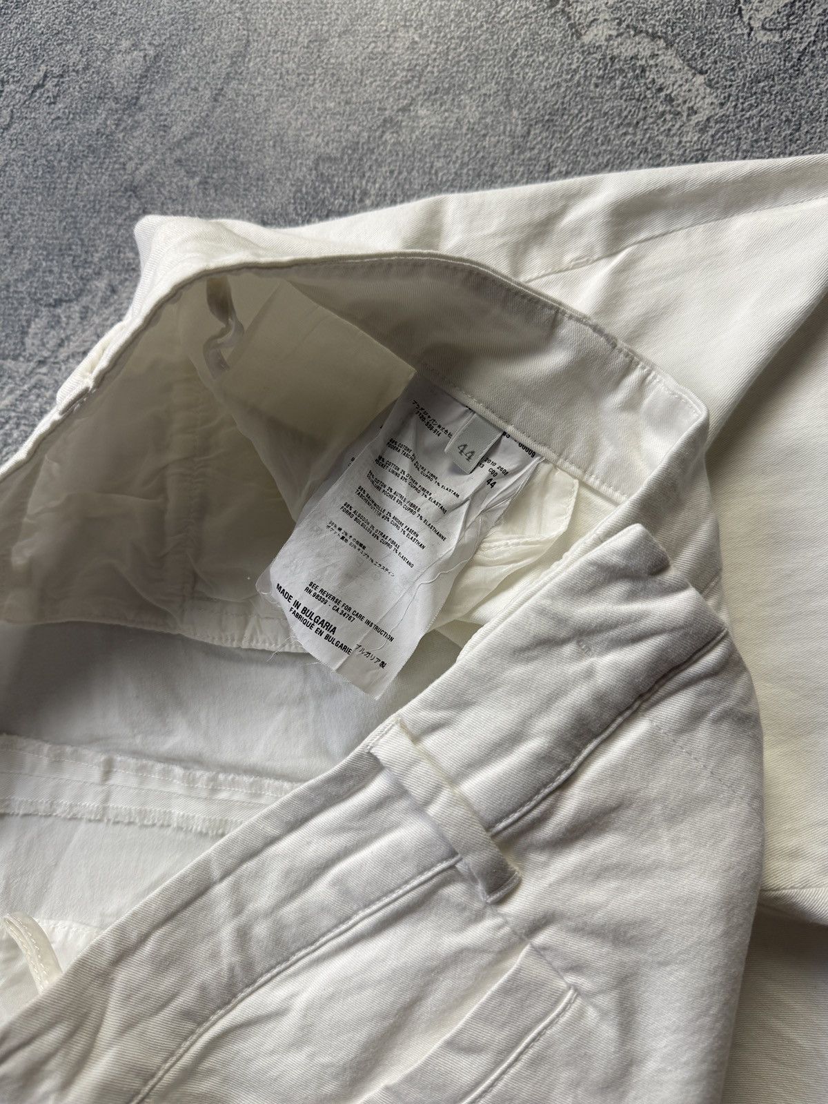Prada Luxury Crazy White Prada jeans Size US 29 - 8 Thumbnail