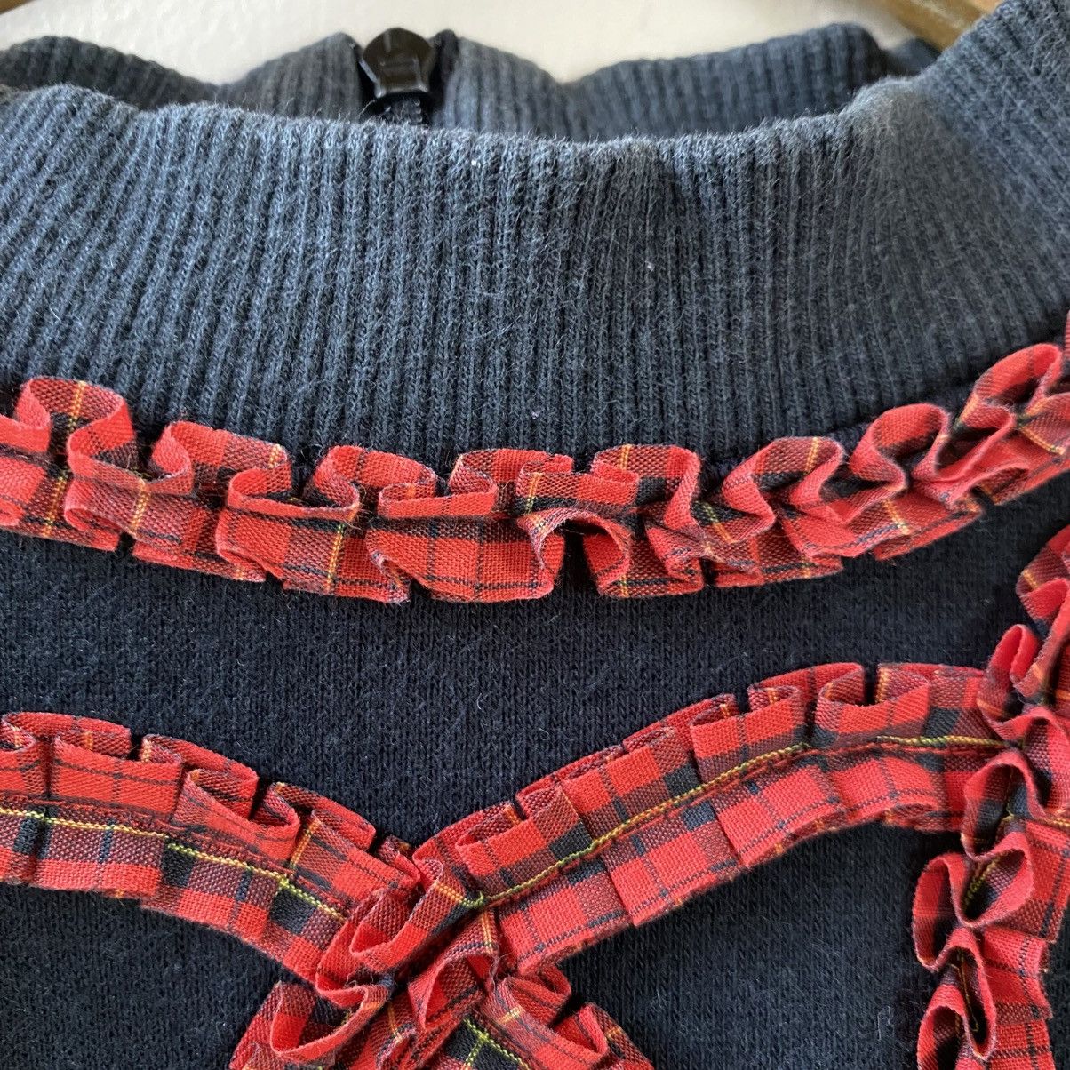 Kenzo KENZO Black Top with Red Loop Embroidery Size M / US 6-8 / IT 42-44 - 5 Thumbnail