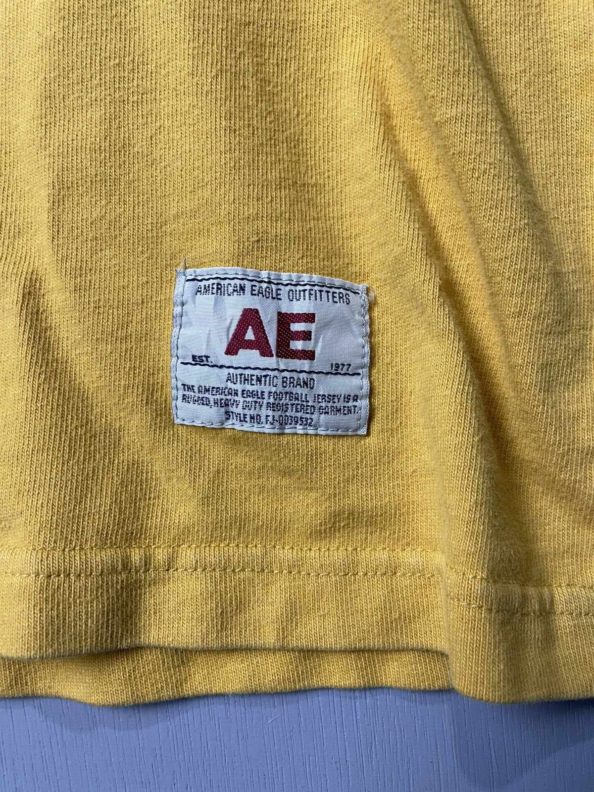American Eagle Outfitters Vintage American Eagles Outfitters long sleeve footballshirt Size US XL / EU 56 / 4 - 2 Thumbnail