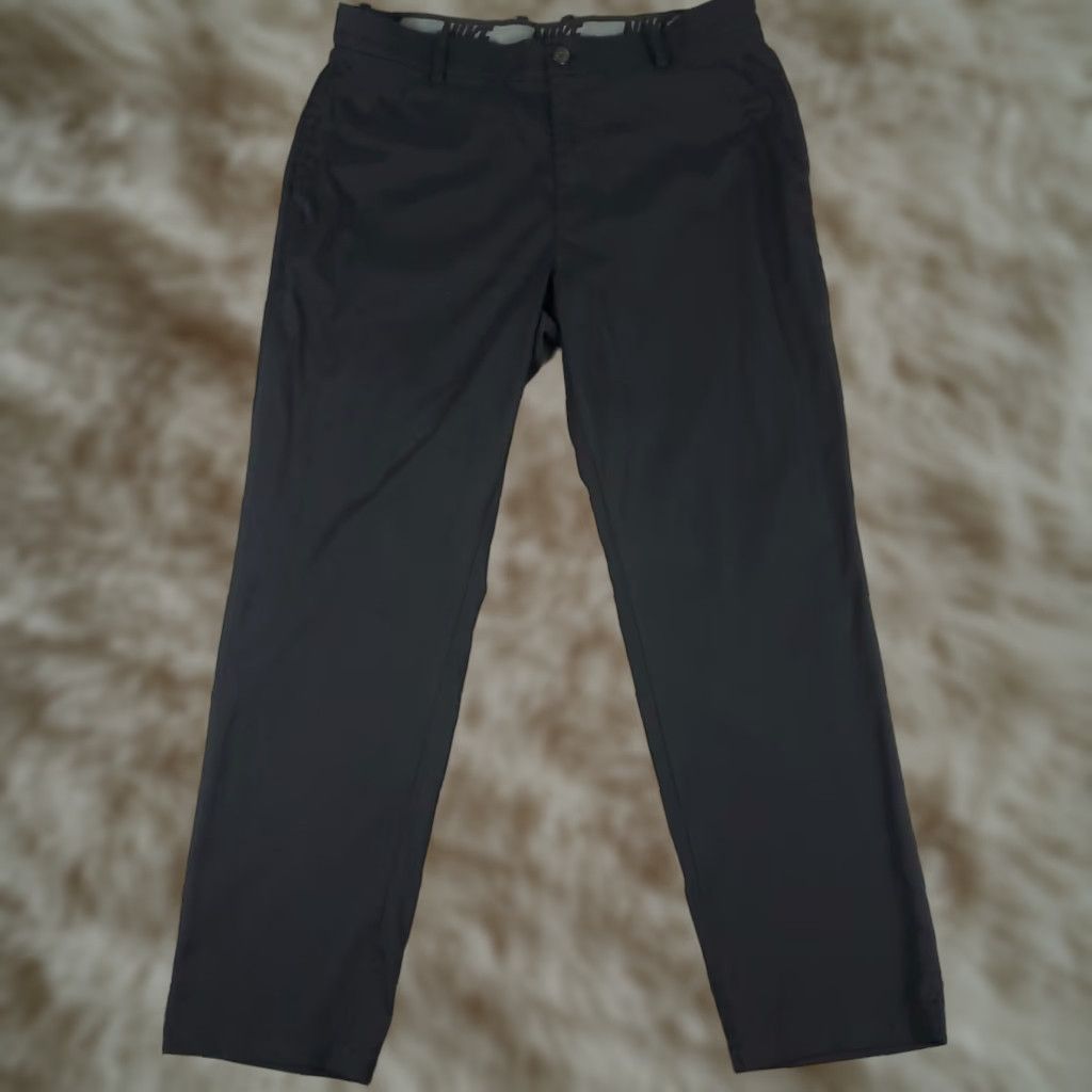 Nike Nike Pants Mens 36x30 Black Dri Fit Golf Flat Front Chino Trousers Size US 36 / EU 52 - 1 Thumbnail