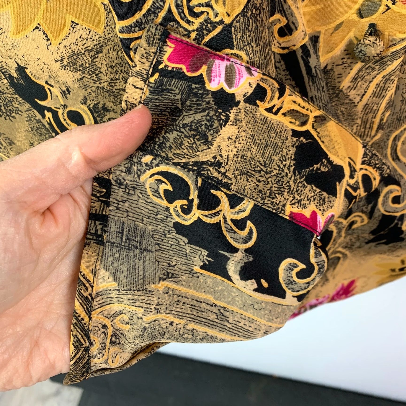 Vintage VINTAGE Christie & Jill Abstract Floral Shirt Blouse Womens 20W Gold Polyester Long Sleeve Collared Plus Size 20W Blouse Womens 20W Size 3XL / US 20-22 - 5 Thumbnail