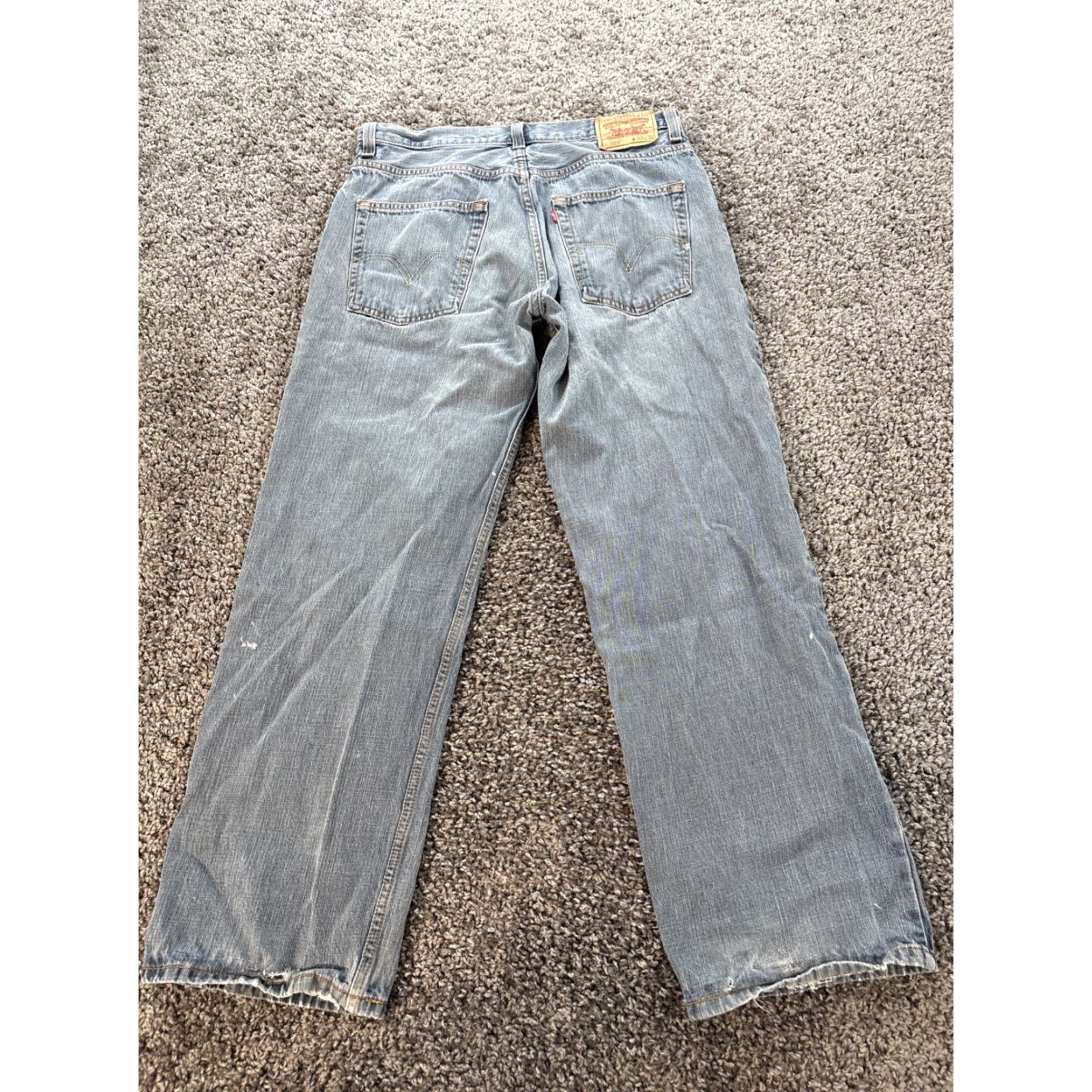 Levi's **Vintage Levi's 569 Men’s 33x30 Straight Relaxed Fit Blue Jeans** User: Vintage Levi's 569 Men’s Straight 33x30 Relaxed Fit Blue Jeans Size US 33 - 6 Thumbnail