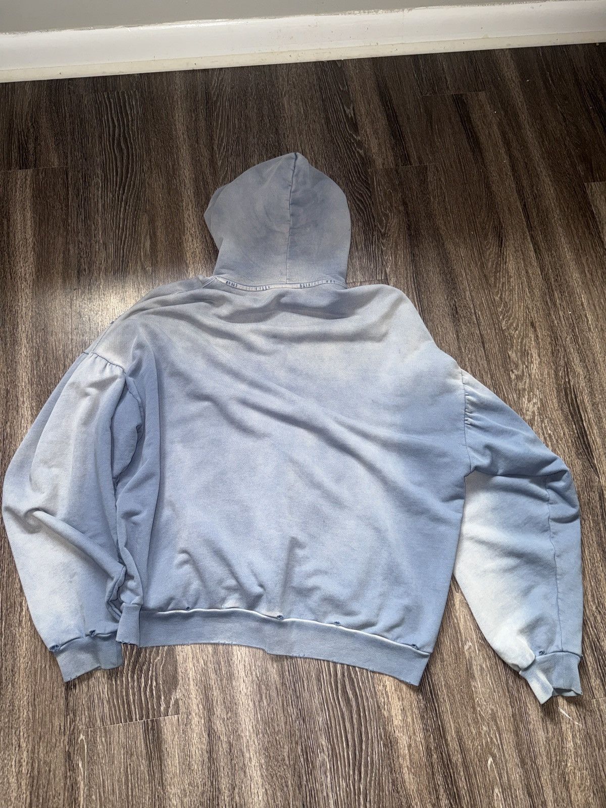 Balenciaga Balenciaga berlin/ be kind hoodie Size US L / EU 52-54 / 3 - 2 Thumbnail