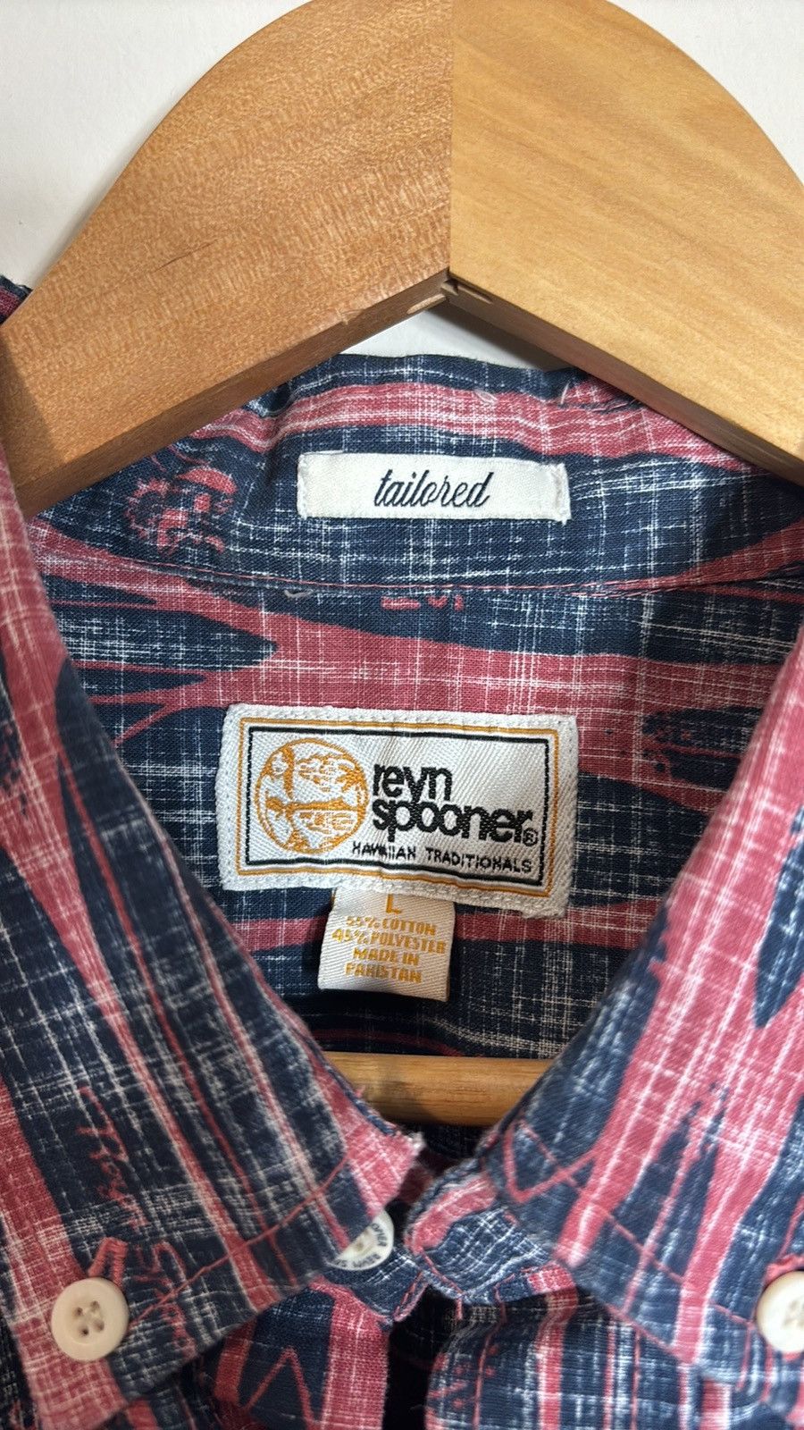 Reyn Spooner Reyn Spooner Reverse Surfboard Hawaiian Button Down Shirt Size US XL / EU 56 / 4 - 2 Thumbnail