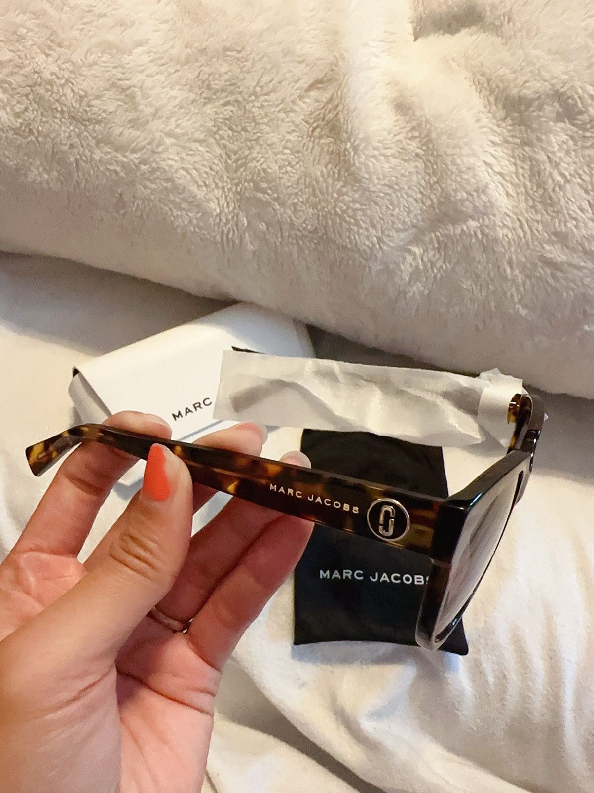 Marc Jacobs Marc Jacobs Havana Rounded Sunglasses Grey Gradient Lens Size ONE SIZE - 4 Thumbnail