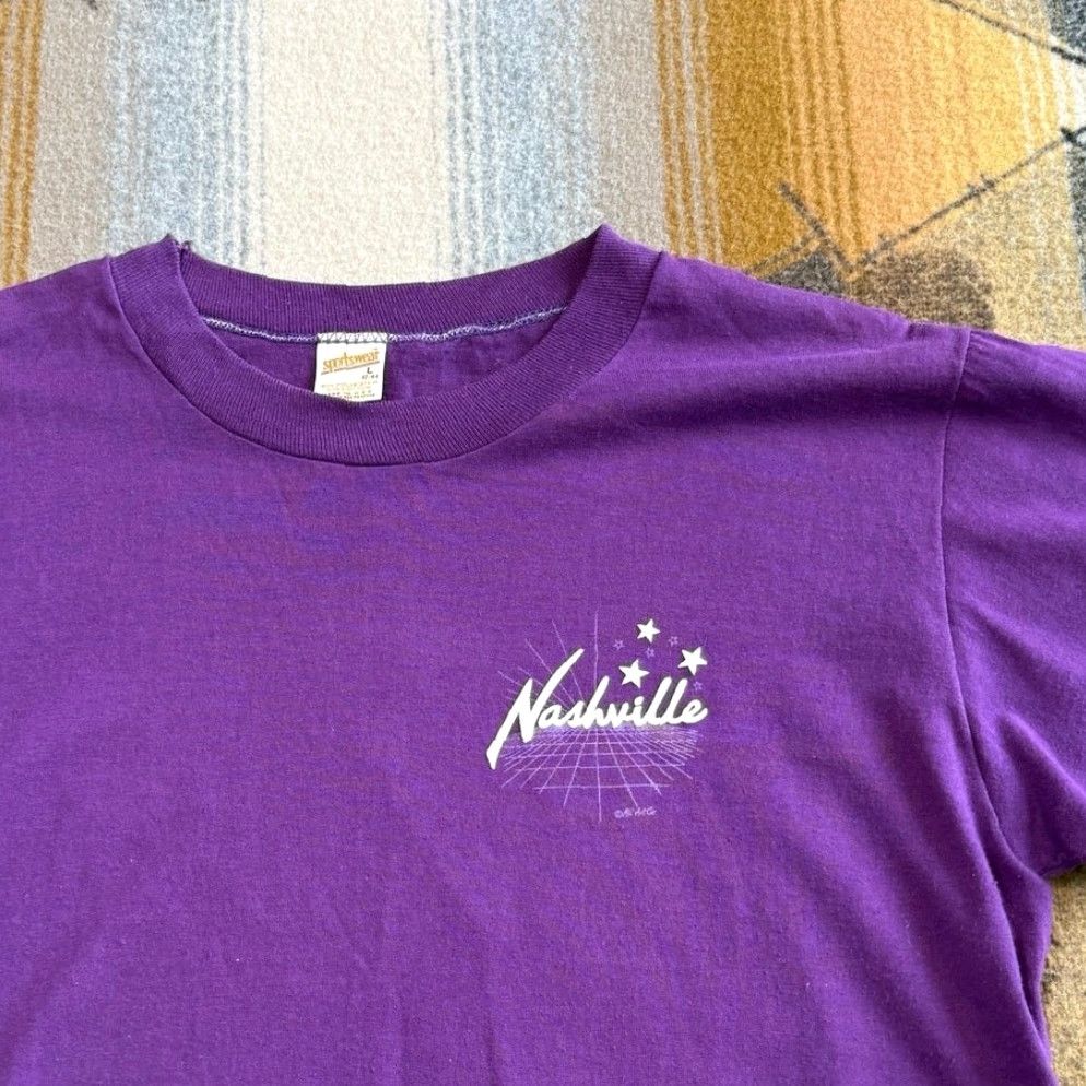 Vintage VINTAGE True Nashville Music City T-Shirt Size L Purple 70s 80s Made In USA Mens Shirts Men Regular Short Sleeve 1970s 1979s Sportswear Size US L / EU 52-54 / 3 - 4 Thumbnail