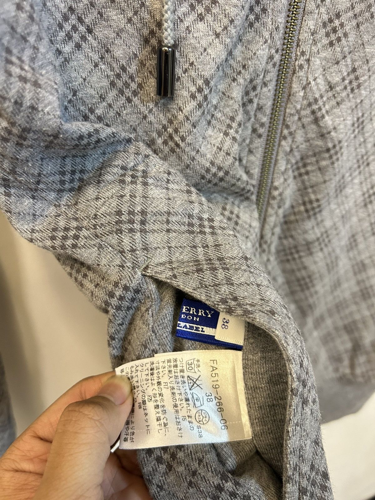 Burberry Burberry Blue Label Reversible Nova Check Zip Hoodie - Grey Size US S / EU 44-46 / 1 - 8 Thumbnail