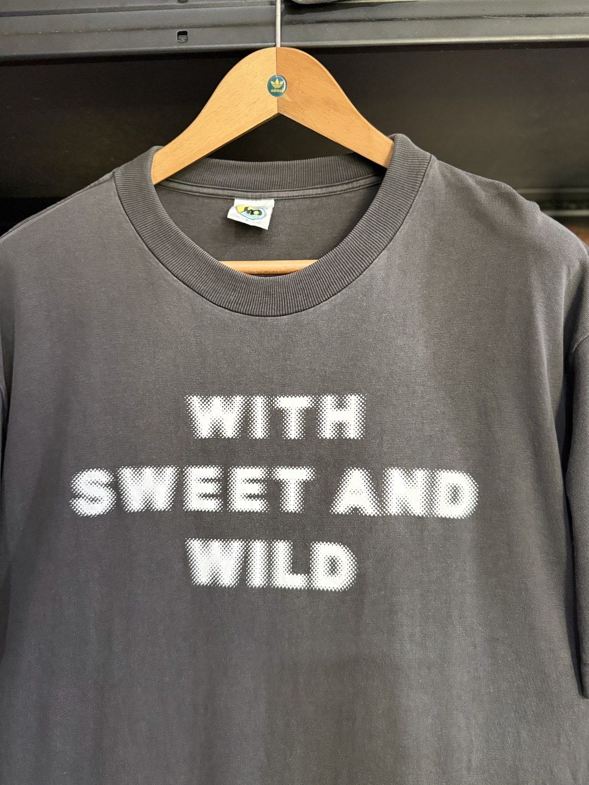 Vintage Thrashed Vintage 90s WITH SWEET AND WILD Sun Faded Tee Size US L / EU 52-54 / 3 - 3 Thumbnail