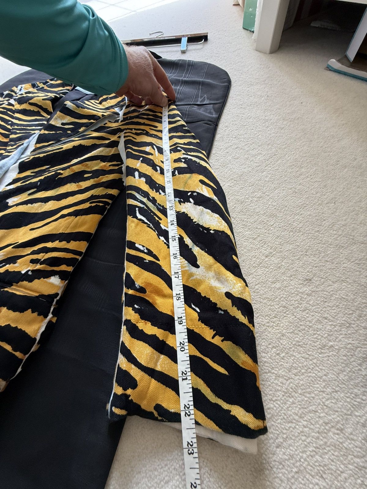 Prada SS18 Prada come on in tiger coat Archive grail coat jacket Size US S / EU 44-46 / 1 - 7 Thumbnail