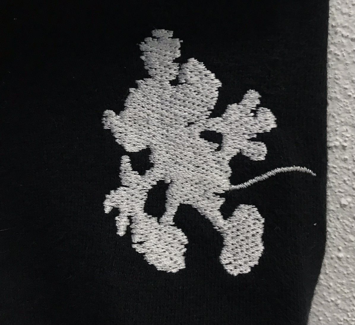 Disney × Mickey Mouse × Vintage Vintage C-Original Mickey Mouse Sweatshirt Size US L / EU 52-54 / 3 - 5 Thumbnail