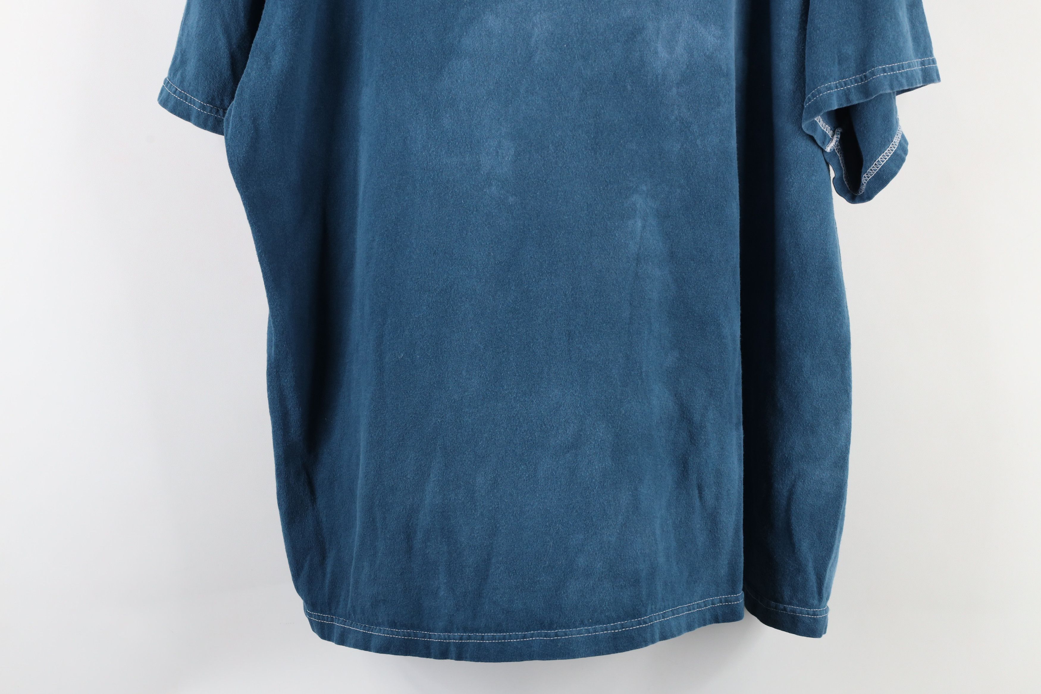 Vintage Vintage 90s Streetwear Wash White Wolf Nature T-Shirt Blue Size US XL / EU 56 / 4 - 10 Thumbnail