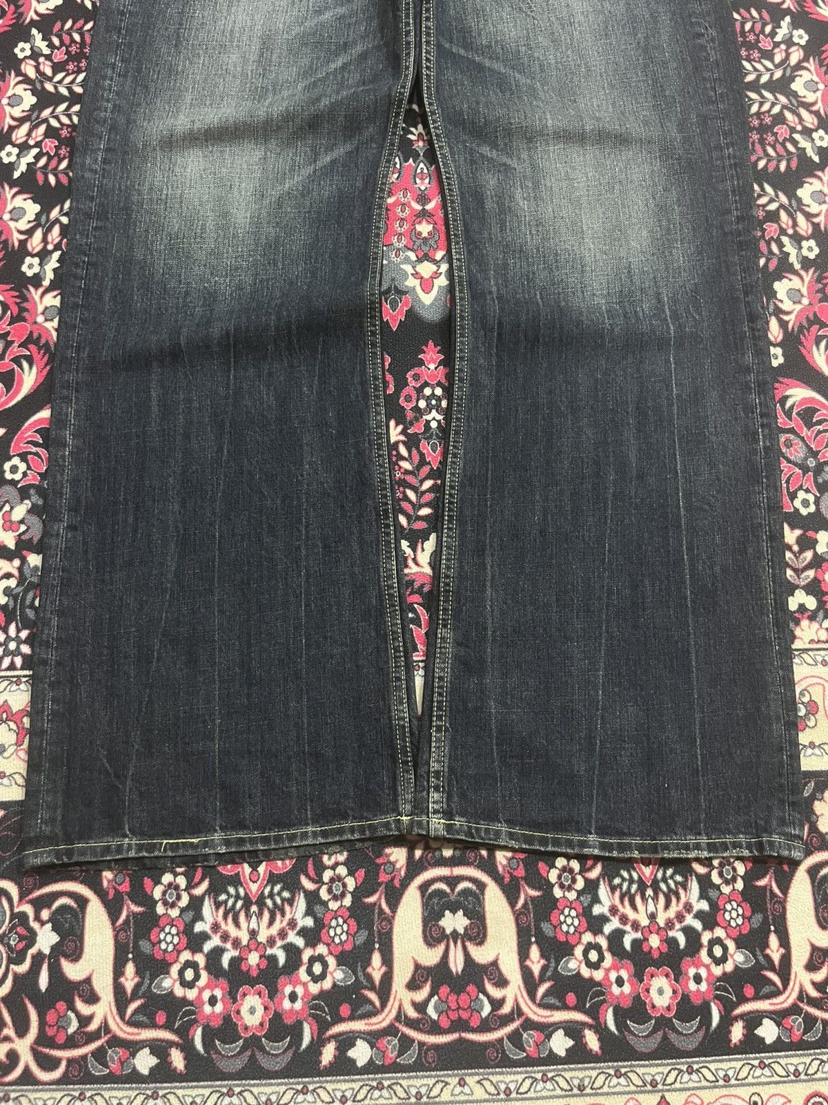 If Six Was Nine Vintage Japanese Agate Rhinestone Angelic Wing Flare Jeans Size US 36 / EU 52 - 8 Thumbnail