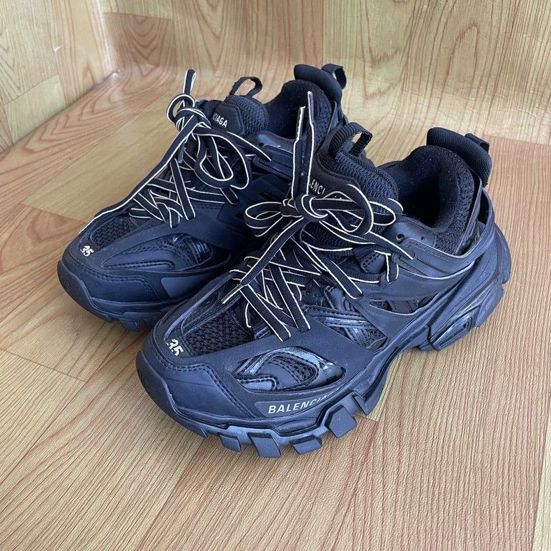 Balenciaga Balenciaga Track Embossed Logo Low Top Dad Shoes 2502-Nexta Size US 4.5 / IT 34.5 - 1 Thumbnail