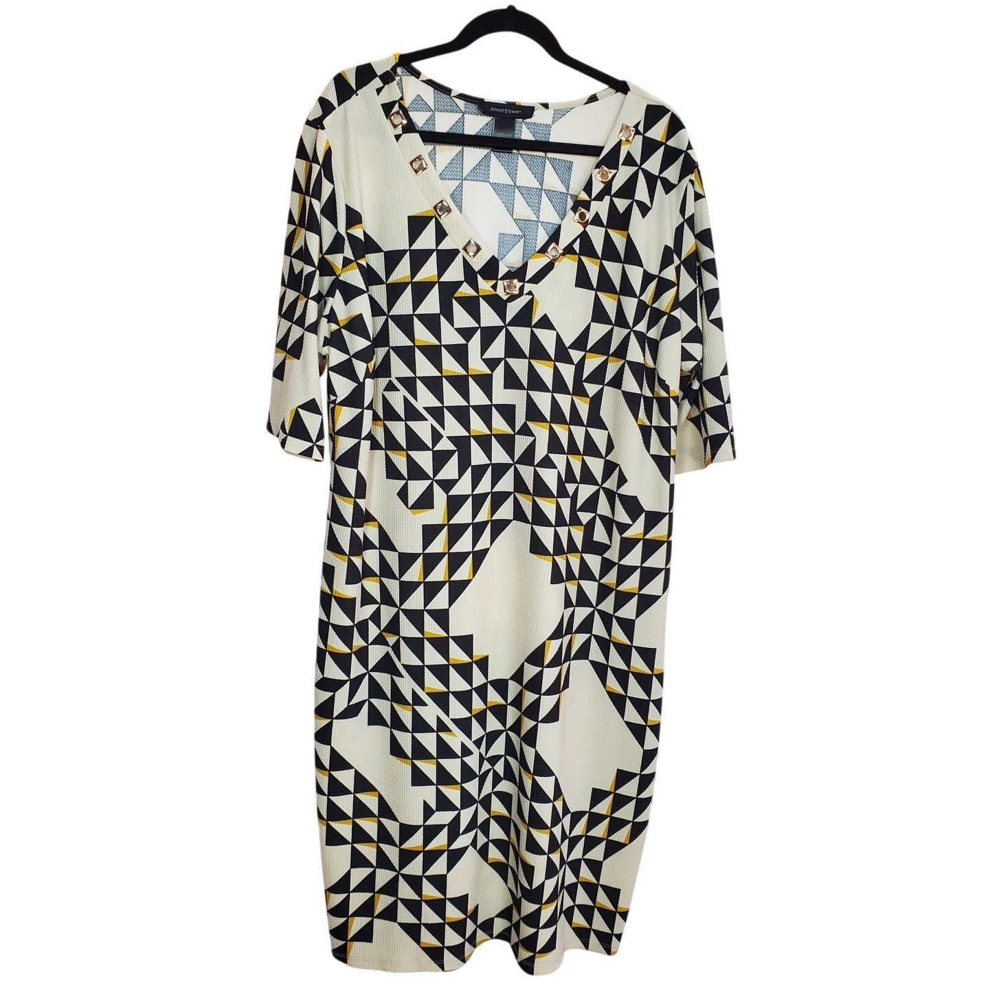Other Ashley Stewart Cream Geometric Grommet Dress Size 26/28 Size 4XL / US 24-26 - 1 Thumbnail