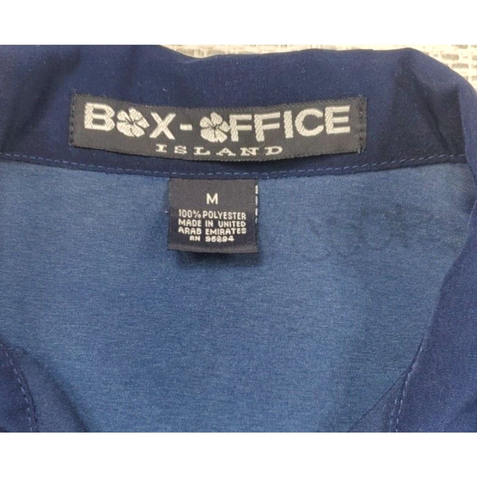 Vintage VINTAGE Box Office Island Shirt Mens M Blue Dragon Asian Casual Button-Up Short Sleeve Size US M / EU 48-50 / 2 - 7 Thumbnail