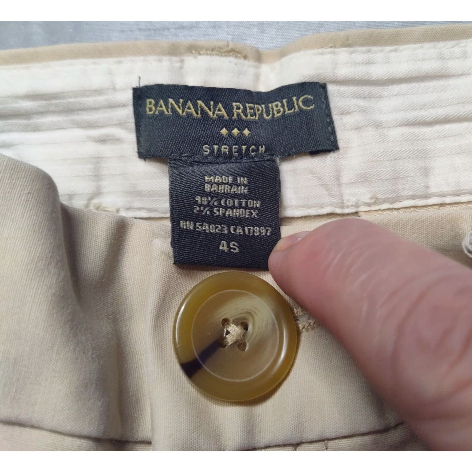 Banana Republic VTG Banana Republic Women Bootcut Pants Beige 4 Short Stretch Chino Cotton Spandex Pockets Zipper EUC Mens Women Girls? Size 27" / US 4 / IT 40 - 7 Thumbnail