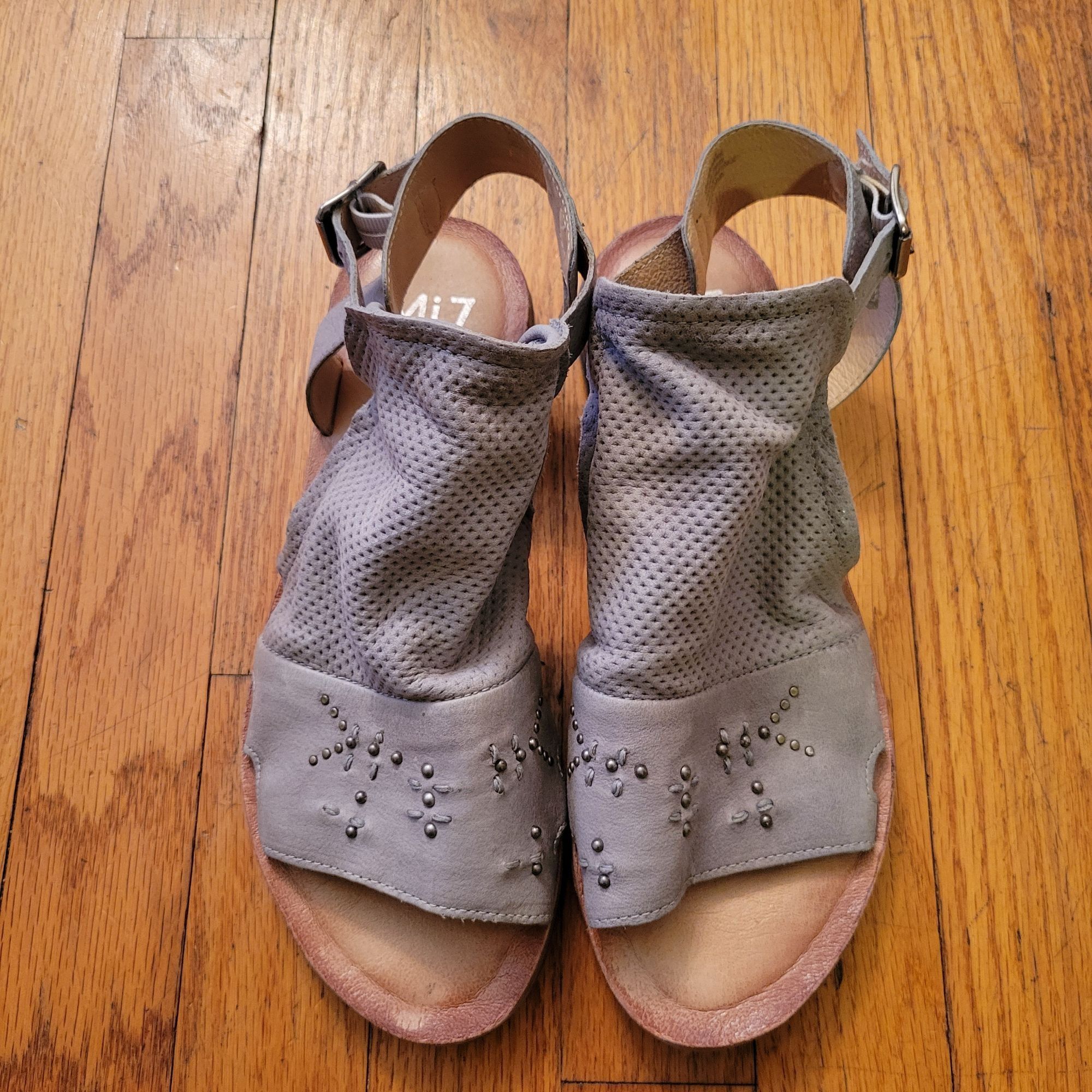 Vintage Miz Mooz 41 Gray Leather Sandals Studded Detail Ankle Size US 11 / IT 41 - 2 Thumbnail
