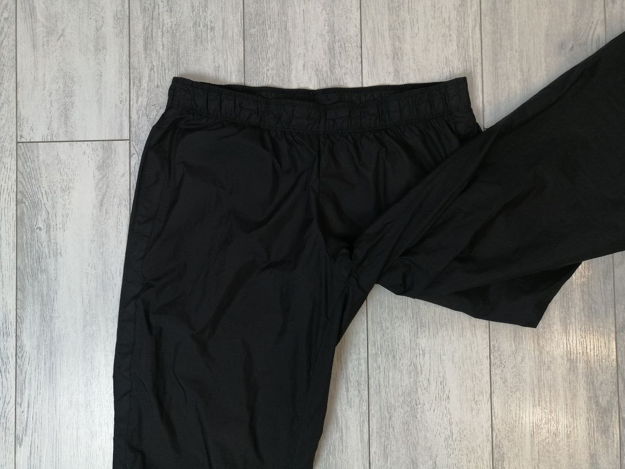 Nike Vintage Nike Track Pants Nylon Baggy Drill Y2K Swoosh L Size US 34 / EU 50 - 3 Thumbnail
