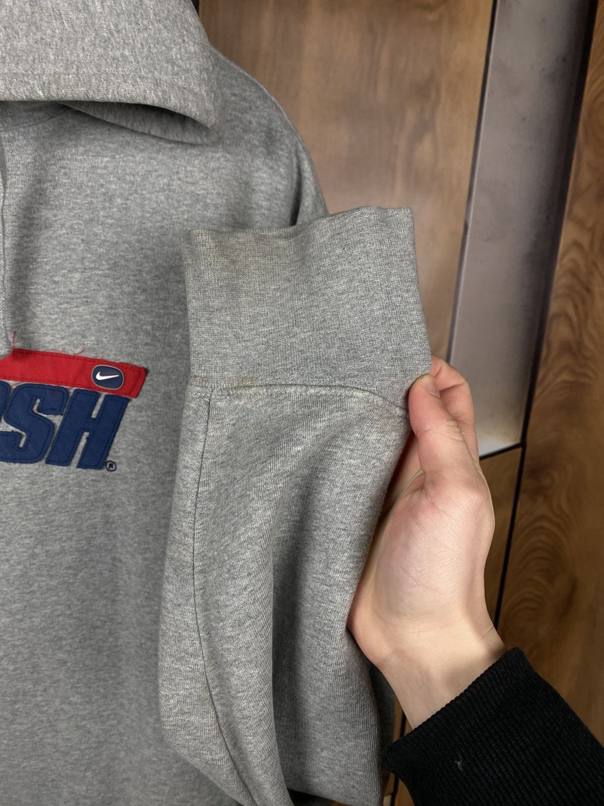 Nike 🔥Vintage Hoodie Nike NSW Swoosh Big Logo Tee🔥 Size US L / EU 52-54 / 3 - 10 Thumbnail