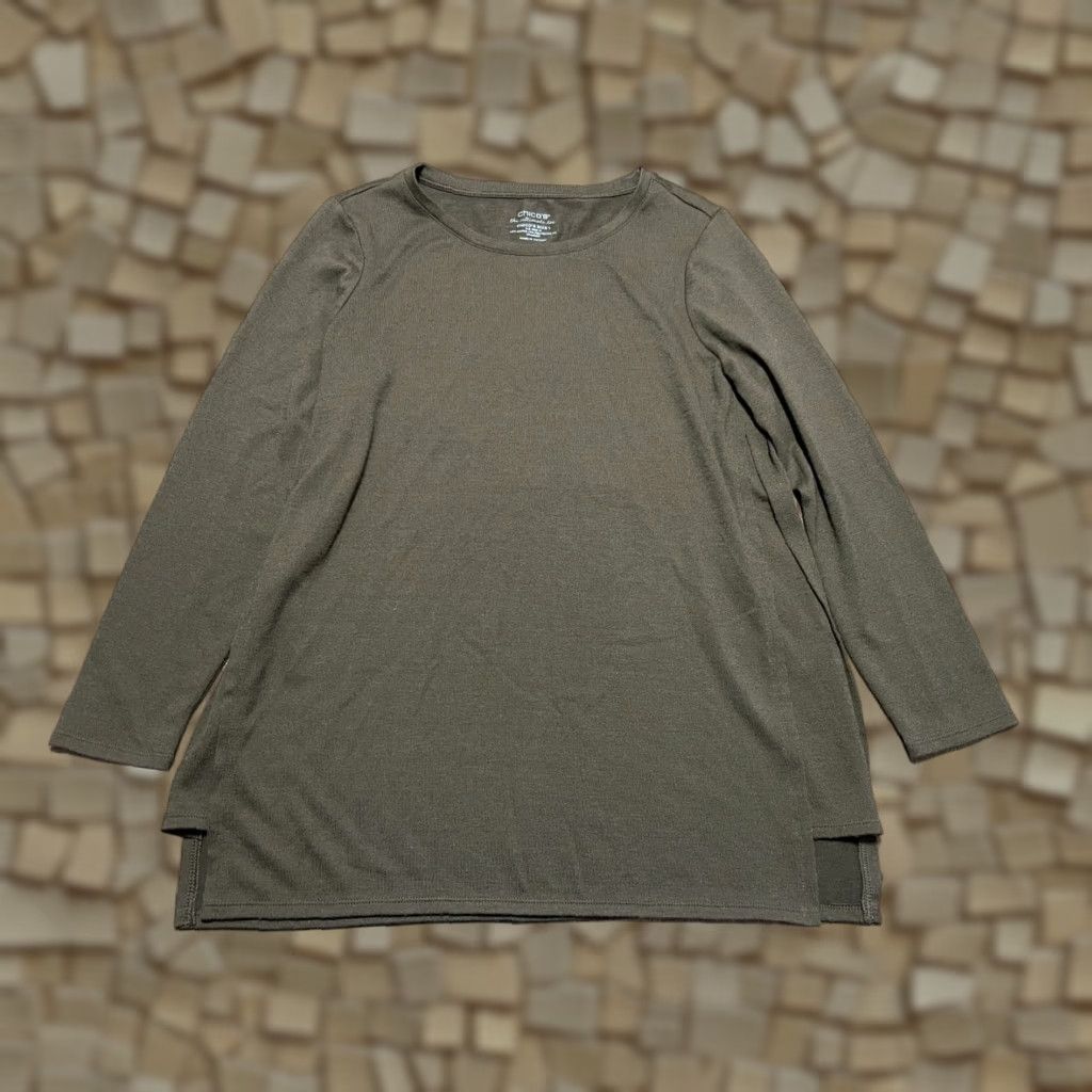 Vintage Chico's Shirt, Women's Size Medium, The Ultimate Tee, Long Sleeve, Green, T-Shirt, Casual, Regular, Fall, Spring, Summer, Women, Chico's Size M / US 6-8 / IT 42-44 - 1 Thumbnail