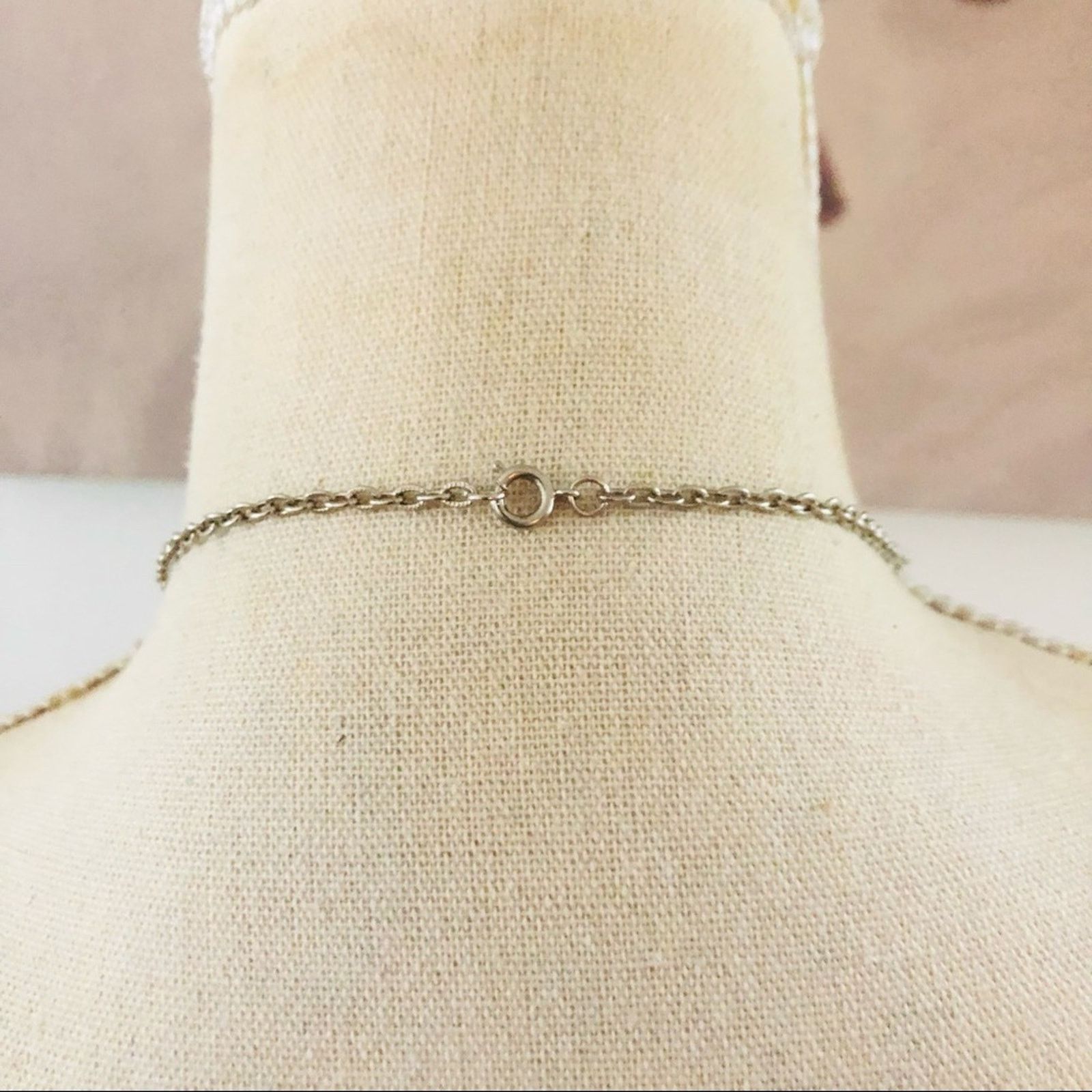 Handmade Hand crafted repurpose sparkle silver loop necklace Size ONE SIZE - 4 Thumbnail