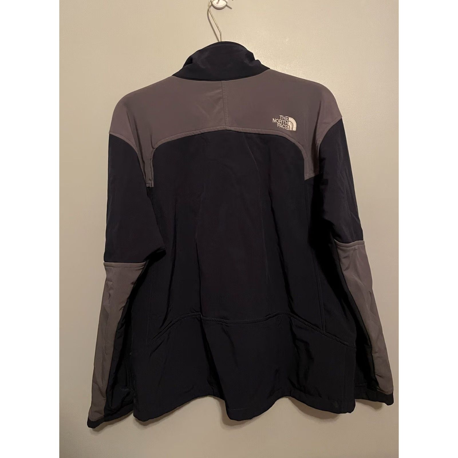The North Face VINTAGE The North Face Apex Bionic Softshell Jacket L Blue Men Regular Full Zip Embroidered Logo Zipper Size US L / EU 52-54 / 3 - 6 Thumbnail