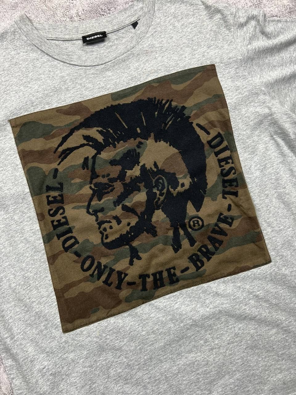 Diesel Vintage Diesel Tee Face Logo Y2K Streetwear T-Shirt Camo Size US XL / EU 56 / 4 - 2 Thumbnail