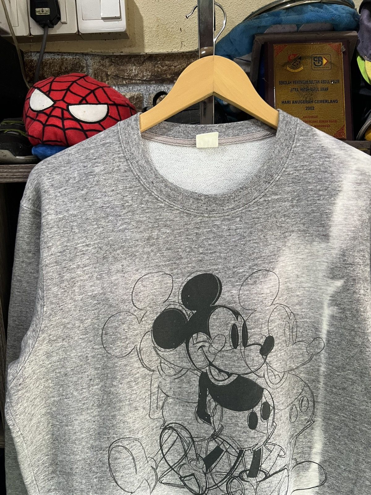 Andy Warhol × Uniqlo 🔥Andy Warhol x Uniqlo x Mickey Mouse Crewneck Sweatshirt Size US M / EU 48-50 / 2 - 3 Thumbnail