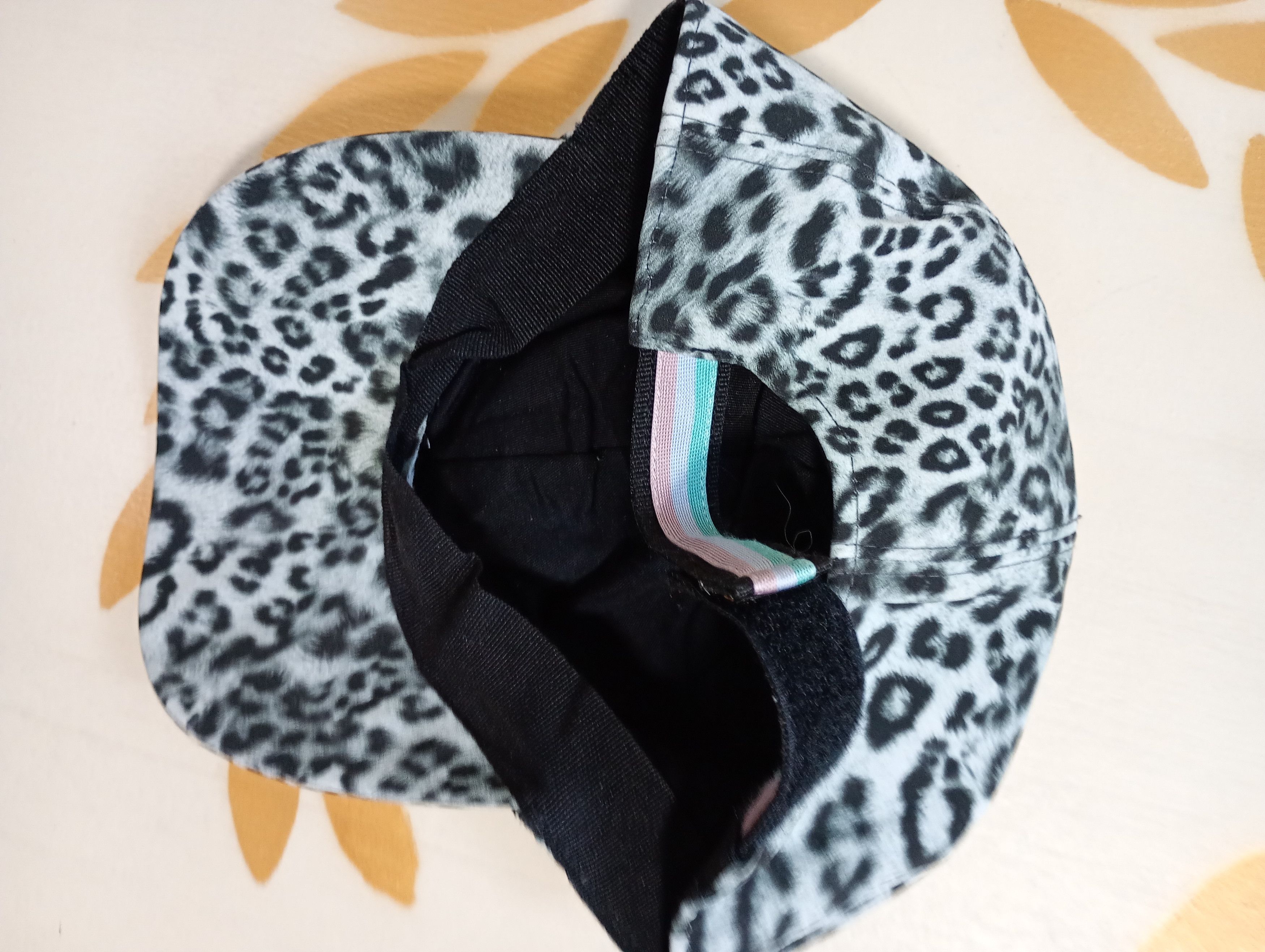 Vintage Marc Cain Leopard Print Cap Vintage Size ONE SIZE - 10 Thumbnail