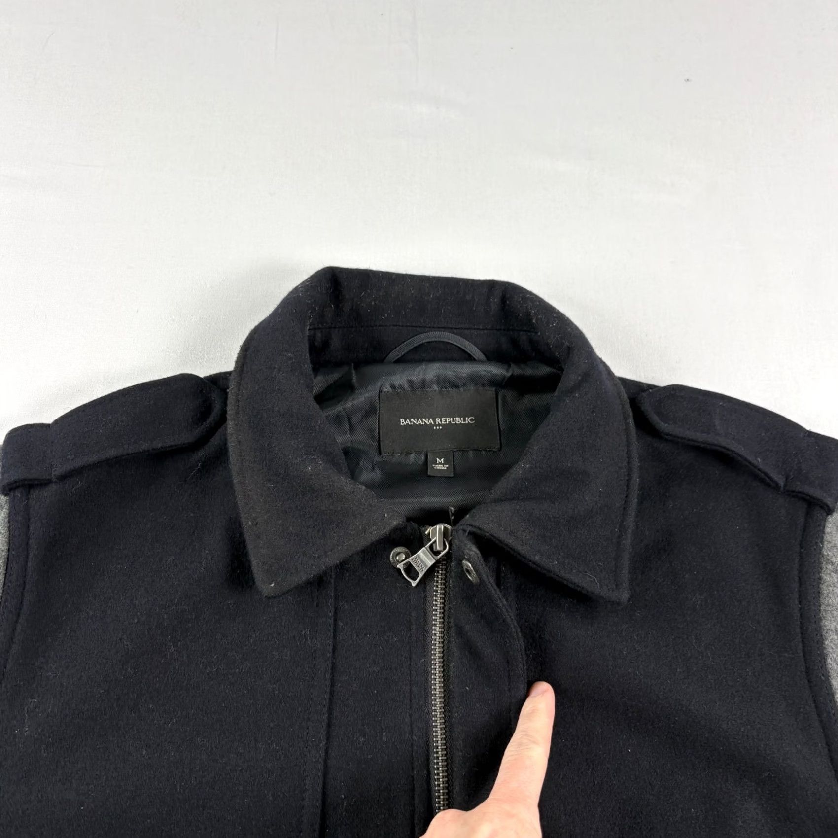Banana Republic Banana Republic Mens Jacket Wool Bomber Black Gray Mid-Length Zip Pockets Regular Size M Size US M / EU 48-50 / 2 - 3 Thumbnail