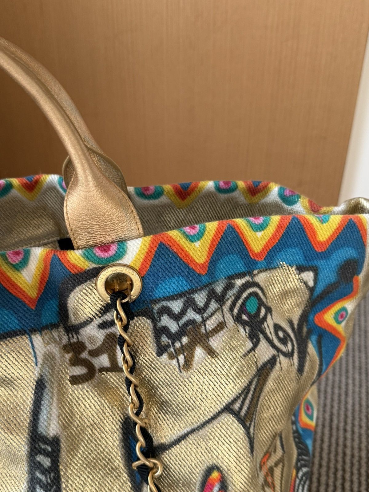 Chanel Chanel 2019 Paris Egypt Graffiti Tote bag Size ONE SIZE - 6 Thumbnail