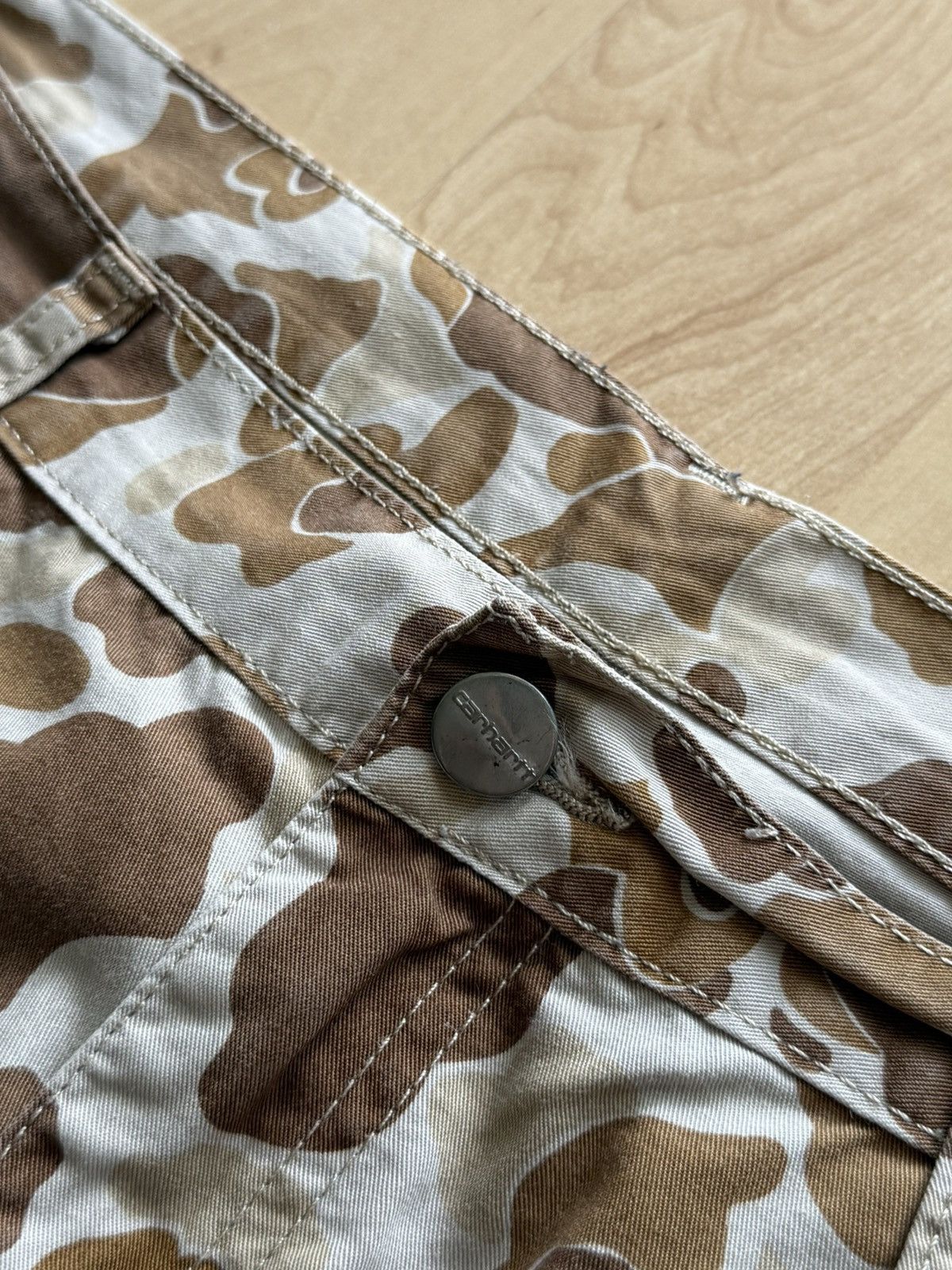 Carhartt Carhartt WIP W’ Endeavor Camo Pants unisex Size 29" - 5 Thumbnail