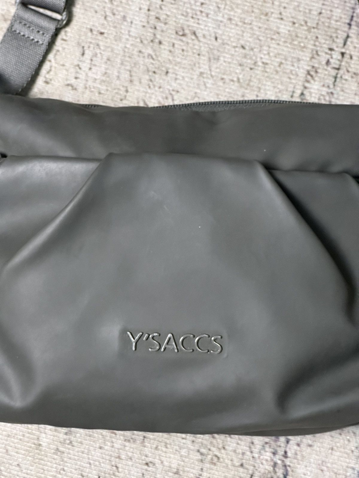 Yohji Yamamoto Y’saccs Multi-Compartment Shoulder Bag Size ONE SIZE - 3 Thumbnail