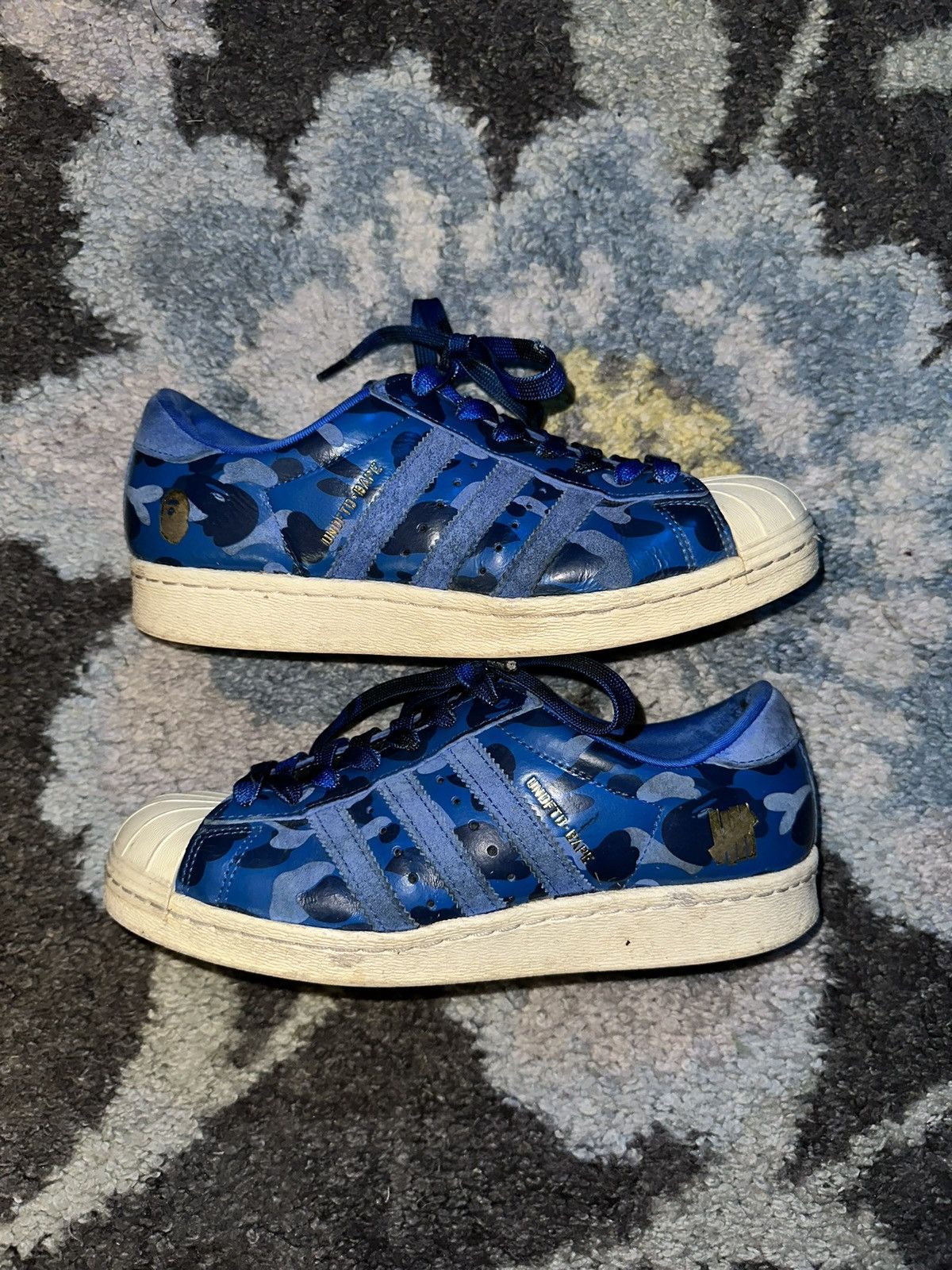 Adidas superstar blue camo best sale