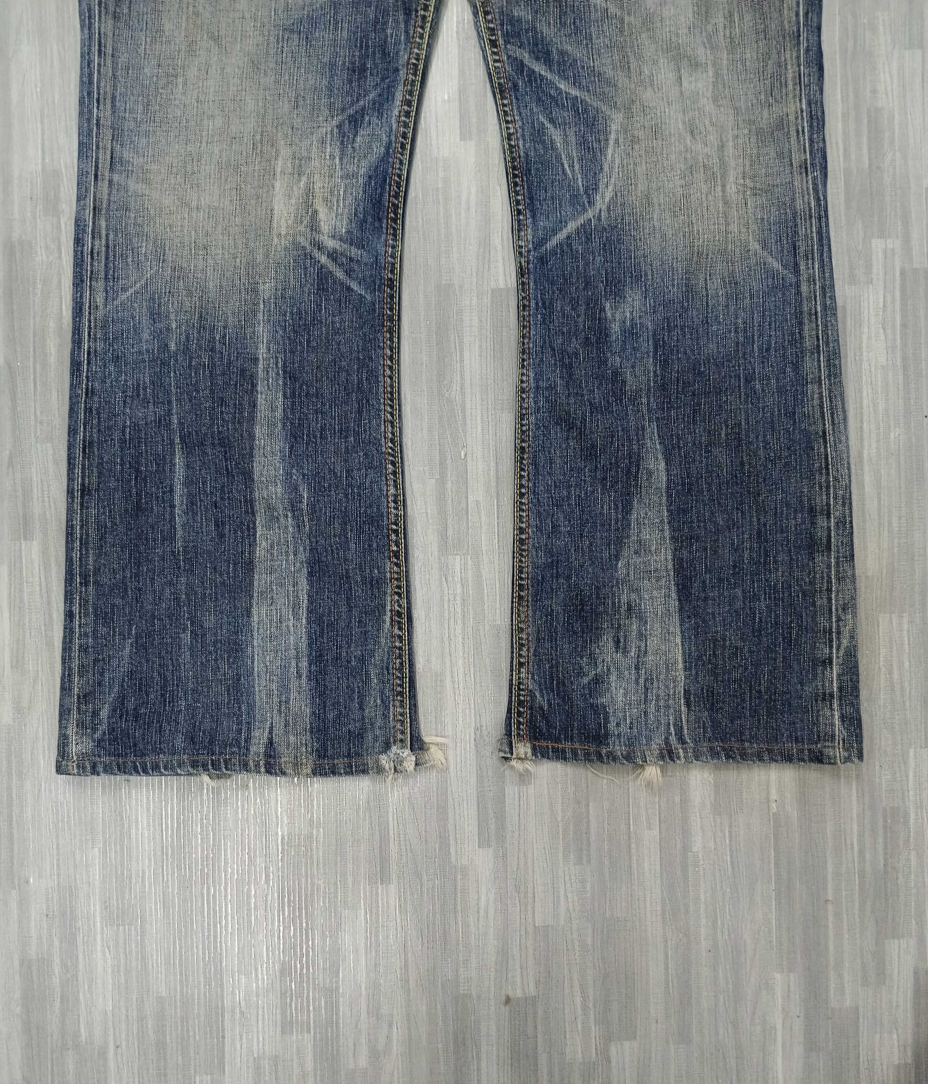 Edwin SICK FLARE WASHED BLUE EDWIN DENIM PANTS Size US 34 / EU 50 - 7 Thumbnail