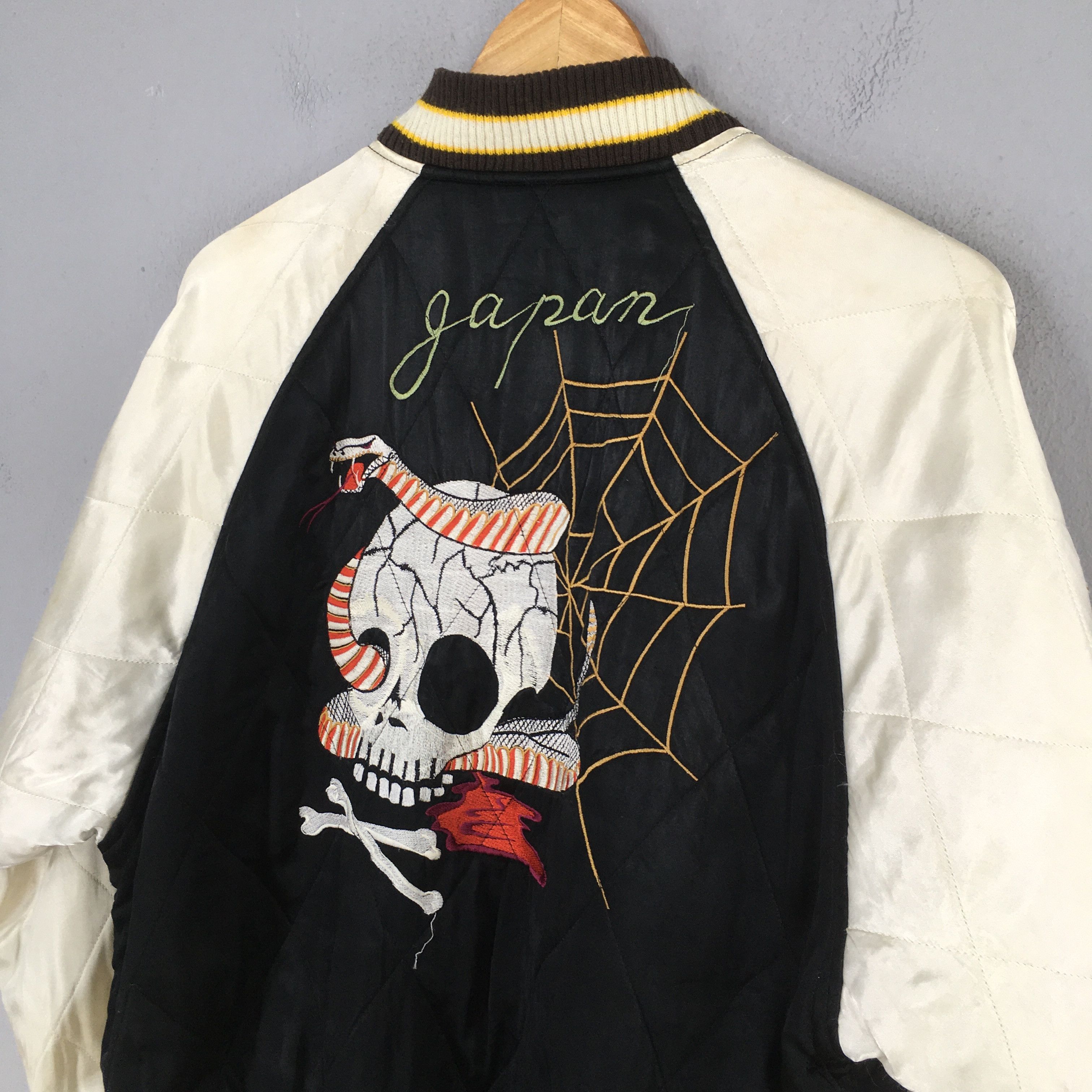 Japanese Brand Vintage 1990s Houston Sukajan Japan Dragon Souvenir Jacket L Size US L / EU 52-54 / 3 - 8 Thumbnail